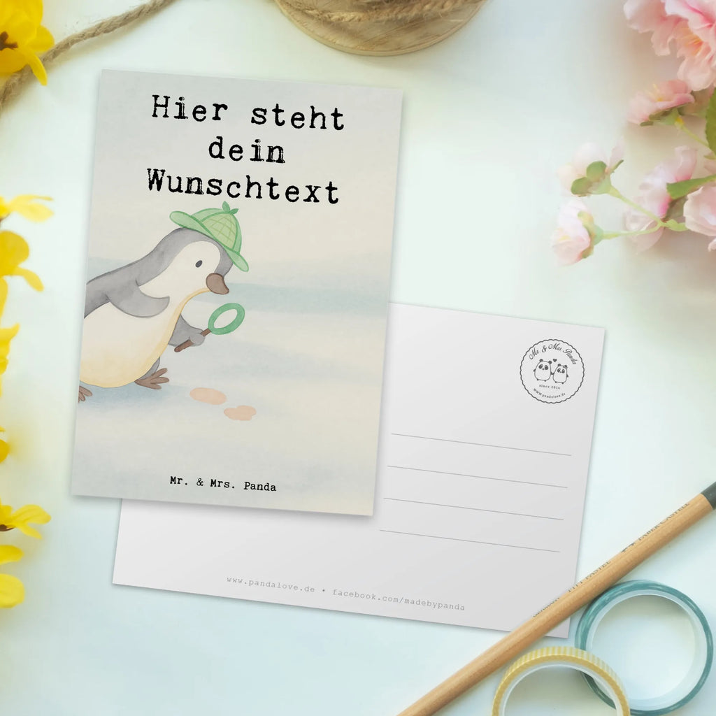 Personalisierte Postkarte Detektiv Leidenschaft Design Karte mit Wunschtext, Ansichtskarte mit Wunschtext, Einladung mit Namen, Geschenkkarte mit Wunschtext, Postkarte personalisierbar, Karte mit Namen, Ansichtskarte mit Namen, Grußkarte mit Namen, Einladung mit Wunschtext, Postkarte mit Wunschtext, Postkarte mit Namen, Postkarte bedrucken, Grußkarte mit Wunschtext, Geschenkkarte mit Namen, Beruf, Ausbildung, Jubiläum, Abschied, Rente, Kollege, Kollegin, Geschenk, Schenken, Arbeitskollege, Mitarbeiter, Firma, Danke, Dankeschön, Spurensuche, Privatdetektei, Berufsdetektiv, Ermittler, Detektivausbildung, Detektiv, Wirtschaftsdetektei, Agent