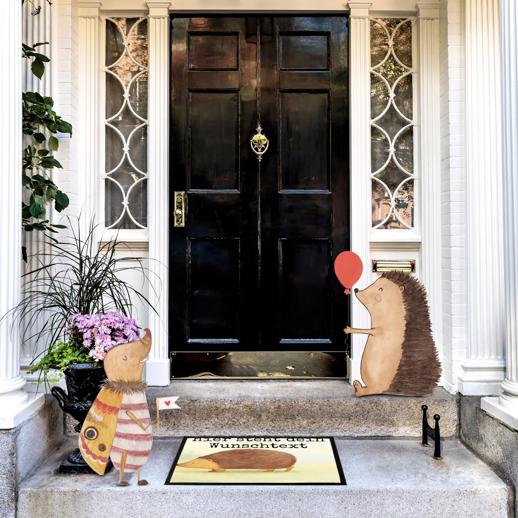 Personalisierte Fußmatte Igel Herzen Design Fußmatte mit Namen, Wunschnamen, Fußmatte bedrucken, Personalisiert, Personalisierte Fußmatte, Namensfussmatte, Haustürmatte personalisiert, Türvorleger personalisiert, Personalisieruung, Bedrucken, Türvorleger mit Namen, Tiermotive, Gute Laune, lustige Sprüche, Tiere, Liebe, Leben, Vertrauen, Herzen, Herz, Kuss, Igel