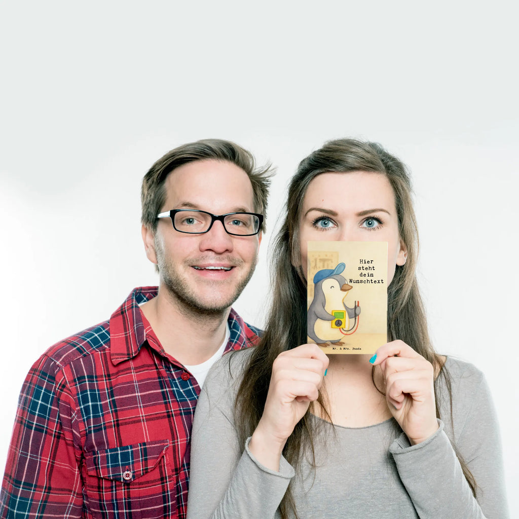 Personalisierte Postkarte Elektriker Leidenschaft Design Geschenkkarte mit Namen, Einladung mit Namen, Ansichtskarte mit Wunschtext, Einladung mit Wunschtext, Grußkarte mit Namen, Grußkarte mit Wunschtext, Karte mit Namen, Postkarte mit Wunschtext, Postkarte personalisierbar, Ansichtskarte mit Namen, Postkarte mit Namen, Geschenkkarte mit Wunschtext, Postkarte bedrucken, Karte mit Wunschtext, Beruf, Ausbildung, Jubiläum, Abschied, Rente, Kollege, Kollegin, Geschenk, Schenken, Arbeitskollege, Mitarbeiter, Firma, Danke, Dankeschön, Elektrotechniker, Gesellenprüfung, Elektronmonteur, Elektroinstallateur, Elektromeister, Elektriker