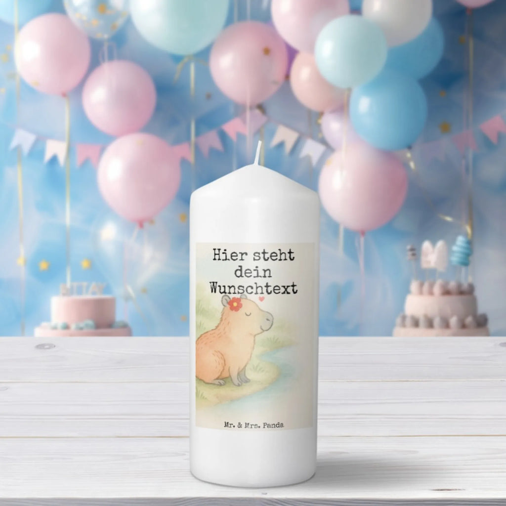 Personalisierte Kerze Capybara Blume Design Andachtskerze Mit Namensgravur, Bienenwachskerze Mit Wunschname, Stumpenkerze Mit Namensgravur, Osterkerze Mit Namen, Tischkerze Mit Namensdruck, Firmungskerze Mit Wunschname, Grabkerze Mit Namensgravur, Weihnachtskerze Mit Namensgravur, Trauerkerze Mit Namen, Tafelkerze Mit Wunschname, Teelicht Mit Namensdruck, Stabkerze Mit Gravur, Stearinkerze Mit Gravur, Kerze Mit Spruch Und Namen, Streukerze Mit Namensdruck, Votivkerze Mit Wunschname, Laternenkerze Mit Namensdruck, Handgegossene Kerze Mit Namen, Glas-Kerze Mit Wunschname, Handgemachte Kerze Mit Wunschname, LED-Kerze Mit Wunschname, Adventskerze Mit Wunschname, Gedenkkerze Mit Namen, Holz-Kerze Mit Namen, Blockkerze Mit Namensdruck, Kerzen-Set Mit Namensgravur, Gastgeschenk Kerze Mit Namen, Outdoor-Kerze Mit Namensgravur, Duftkerze Mit Namen, Gartenkerze Mit Namen, Taufekerze Mit Namensgravur, Schwimmkerze Mit Namen, Kommunionkerze Mit Namen, Kerze Für Geburtstag Mit Wunschname, Kerze Für Hochzeit Mit Namensgravur, Kerze Mit Namen, Bio-Kerze Mit Wunschname, Personalisierte Kerze, Kerze Mit Prägung Und Wunschname, Fair-Trade-Kerze Mit Namensgravur, Metall-Kerze Mit Namensgravur, Sojawachskerze Mit Namensdruck, Tiermotive, Gute Laune, lustige Sprüche, Tiere, Capybara