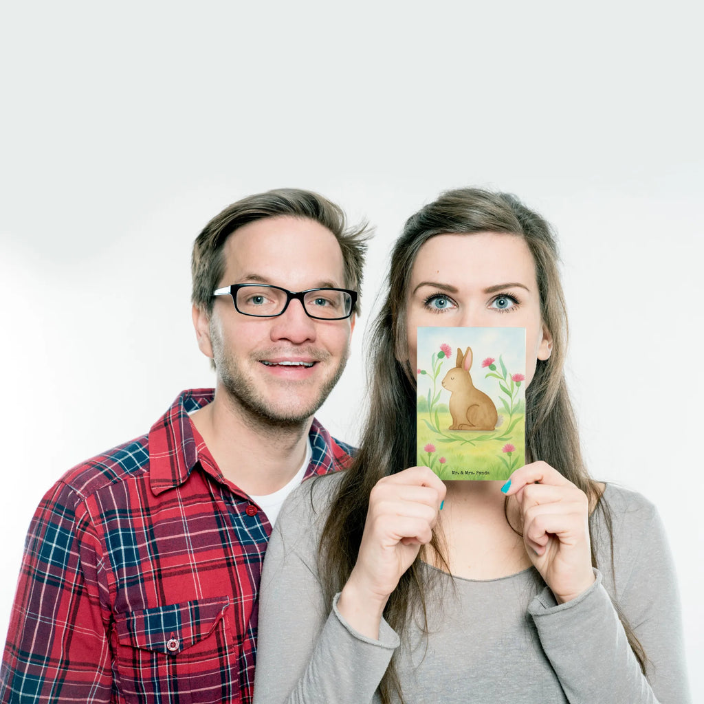 Postkarte Hase Sitzen Design Grußkarte, Einladungskarte, Dankeskarte, Einladung Geburtstag, Karte, Geschenkkarte, Ansichtskarte, Einladung, Einladungskarten Geburtstag, Ansichtskarten, Postkarte, Geburtstagskarte, Ostern, Osterhase, Ostergeschenke, Osternest, Osterdeko, Geschenke zu Ostern, Ostern Geschenk, Ostergeschenke Kinder, Ostern Kinder, Hase, Osterblume, Frohe Ostern, Grüße, Liebe, Ostergrüße, Kaninchen