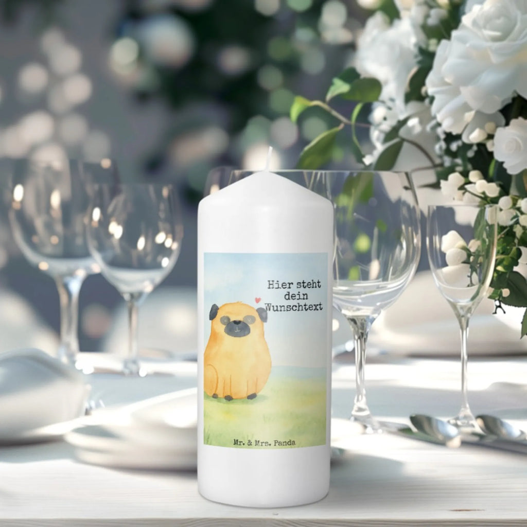 Personalised candle Pug Design Gartenkerze Mit Namen, Glas-Kerze Mit Wunschname, Handgegossene Kerze Mit Namen, Gastgeschenk Kerze Mit Namen, Grabkerze Mit Namensgravur, Kommunionkerze Mit Namen, Kerze Für Geburtstag Mit Wunschname, Streukerze Mit Namensdruck, Taufekerze Mit Namensgravur, Kerzen-Set Mit Namensgravur, Bienenwachskerze Mit Wunschname, Tafelkerze Mit Wunschname, Metall-Kerze Mit Namensgravur, Stabkerze Mit Gravur, Kerze Für Hochzeit Mit Namensgravur, Trauerkerze Mit Namen, Kerze Mit Prägung Und Wunschname, Teelicht Mit Namensdruck, Gedenkkerze Mit Namen, Kerze Mit Spruch Und Namen, Firmungskerze Mit Wunschname, Fair-Trade-Kerze Mit Namensgravur, Weihnachtskerze Mit Namensgravur, Adventskerze Mit Wunschname, LED-Kerze Mit Wunschname, Duftkerze Mit Namen, Tischkerze Mit Namensdruck, Sojawachskerze Mit Namensdruck, Outdoor-Kerze Mit Namensgravur, Laternenkerze Mit Namensdruck, Blockkerze Mit Namensdruck, Personalisierte Kerze, Schwimmkerze Mit Namen, Stearinkerze Mit Gravur, Votivkerze Mit Wunschname, Kerze Mit Namen, Holz-Kerze Mit Namen, Handgemachte Kerze Mit Wunschname, Osterkerze Mit Namen, Andachtskerze Mit Namensgravur, Stumpenkerze Mit Namensgravur, Bio-Kerze Mit Wunschname, Hund, Hundemotiv, Haustier, Hunderasse, Tierliebhaber, Hundebesitzer, Sprüche, Hundeliebe, Mops, Liebe