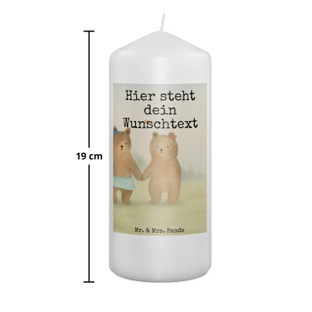 Personalisierte Kerze Bär Freundin Design Weihnachtskerze Mit Namensgravur, Tafelkerze Mit Wunschname, Stumpenkerze Mit Namensgravur, Fair-Trade-Kerze Mit Namensgravur, Kerzen-Set Mit Namensgravur, Personalisierte Kerze, Schwimmkerze Mit Namen, Stearinkerze Mit Gravur, Andachtskerze Mit Namensgravur, Blockkerze Mit Namensdruck, Handgegossene Kerze Mit Namen, Tischkerze Mit Namensdruck, Osterkerze Mit Namen, Firmungskerze Mit Wunschname, Glas-Kerze Mit Wunschname, Bienenwachskerze Mit Wunschname, Handgemachte Kerze Mit Wunschname, Grabkerze Mit Namensgravur, Holz-Kerze Mit Namen, Stabkerze Mit Gravur, Kerze Mit Namen, Kerze Mit Prägung Und Wunschname, Bio-Kerze Mit Wunschname, Kommunionkerze Mit Namen, Sojawachskerze Mit Namensdruck, Gastgeschenk Kerze Mit Namen, Gedenkkerze Mit Namen, Duftkerze Mit Namen, Laternenkerze Mit Namensdruck, Votivkerze Mit Wunschname, Gartenkerze Mit Namen, LED-Kerze Mit Wunschname, Trauerkerze Mit Namen, Outdoor-Kerze Mit Namensgravur, Adventskerze Mit Wunschname, Kerze Für Geburtstag Mit Wunschname, Teelicht Mit Namensdruck, Kerze Mit Spruch Und Namen, Kerze Für Hochzeit Mit Namensgravur, Streukerze Mit Namensdruck, Metall-Kerze Mit Namensgravur, Taufekerze Mit Namensgravur, Bär, Teddy, Teddybär, Bär Freundin Beste Freund Liebe Liebesbeweis Verliebt Kumpel Kumpeliene