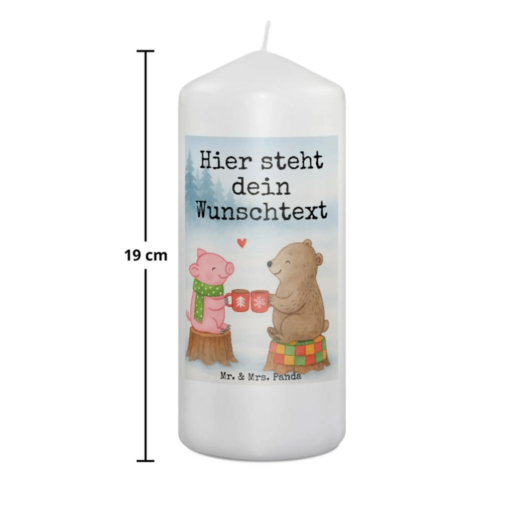 Personalisierte Kerze Glühschwein Sause Design Stearinkerze Mit Gravur, Andachtskerze Mit Namensgravur, Fair-Trade-Kerze Mit Namensgravur, Tafelkerze Mit Wunschname, Votivkerze Mit Wunschname, Kommunionkerze Mit Namen, Gartenkerze Mit Namen, Gastgeschenk Kerze Mit Namen, Outdoor-Kerze Mit Namensgravur, Schwimmkerze Mit Namen, LED-Kerze Mit Wunschname, Stumpenkerze Mit Namensgravur, Sojawachskerze Mit Namensdruck, Stabkerze Mit Gravur, Holz-Kerze Mit Namen, Bienenwachskerze Mit Wunschname, Grabkerze Mit Namensgravur, Kerze Für Geburtstag Mit Wunschname, Osterkerze Mit Namen, Metall-Kerze Mit Namensgravur, Tischkerze Mit Namensdruck, Kerze Mit Prägung Und Wunschname, Duftkerze Mit Namen, Taufekerze Mit Namensgravur, Laternenkerze Mit Namensdruck, Bio-Kerze Mit Wunschname, Teelicht Mit Namensdruck, Kerze Mit Spruch Und Namen, Kerze Für Hochzeit Mit Namensgravur, Firmungskerze Mit Wunschname, Kerze Mit Namen, Handgemachte Kerze Mit Wunschname, Gedenkkerze Mit Namen, Trauerkerze Mit Namen, Personalisierte Kerze, Streukerze Mit Namensdruck, Weihnachtskerze Mit Namensgravur, Glas-Kerze Mit Wunschname, Adventskerze Mit Wunschname, Kerzen-Set Mit Namensgravur, Handgegossene Kerze Mit Namen, Blockkerze Mit Namensdruck, Winter, Weihnachten, Weihnachtsdeko, Nikolaus, Advent, Heiligabend, Wintermotiv, Schwein, Bär, Prost, Weihnachtszeit, Alles Gute