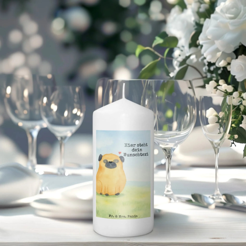 Personalised candle Pug Design Gartenkerze Mit Namen, Glas-Kerze Mit Wunschname, Handgegossene Kerze Mit Namen, Gastgeschenk Kerze Mit Namen, Grabkerze Mit Namensgravur, Kommunionkerze Mit Namen, Kerze Für Geburtstag Mit Wunschname, Streukerze Mit Namensdruck, Taufekerze Mit Namensgravur, Kerzen-Set Mit Namensgravur, Bienenwachskerze Mit Wunschname, Tafelkerze Mit Wunschname, Metall-Kerze Mit Namensgravur, Stabkerze Mit Gravur, Kerze Für Hochzeit Mit Namensgravur, Trauerkerze Mit Namen, Kerze Mit Prägung Und Wunschname, Teelicht Mit Namensdruck, Gedenkkerze Mit Namen, Kerze Mit Spruch Und Namen, Firmungskerze Mit Wunschname, Fair-Trade-Kerze Mit Namensgravur, Weihnachtskerze Mit Namensgravur, Adventskerze Mit Wunschname, LED-Kerze Mit Wunschname, Duftkerze Mit Namen, Tischkerze Mit Namensdruck, Sojawachskerze Mit Namensdruck, Outdoor-Kerze Mit Namensgravur, Laternenkerze Mit Namensdruck, Blockkerze Mit Namensdruck, Personalisierte Kerze, Schwimmkerze Mit Namen, Stearinkerze Mit Gravur, Votivkerze Mit Wunschname, Kerze Mit Namen, Holz-Kerze Mit Namen, Handgemachte Kerze Mit Wunschname, Osterkerze Mit Namen, Andachtskerze Mit Namensgravur, Stumpenkerze Mit Namensgravur, Bio-Kerze Mit Wunschname, Hund, Hundemotiv, Haustier, Hunderasse, Tierliebhaber, Hundebesitzer, Sprüche, Hundeliebe, Mops, Liebe
