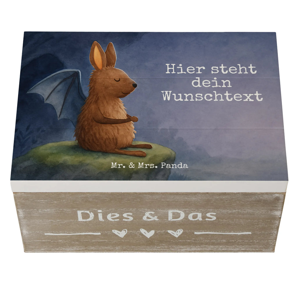 Personalised wooden chest bat Sit Design mit Namen, Aufbewahrungsbox mit Namen, Dekokiste Personalisiert, Erinnerungsbox Personalisiert, Schatzkiste mit Namen, Kiste mit Namen, Dekokiste mit Namen, Holzkiste mit Namen, GEschenkdose personalisiert, Truhe Personalisiert, Erinnerungskiste Personalisiert, Schatulle Personalisiert, Erinnerungsbox mit Namen, Kiste Personalisiert, Geschenkbox personalisiert, Erinnerungskiste, Holzkiste Personalisiert, Schatzkiste Personalisiert, Schatulle mit Namen, Truhe mit Namen, Aufbewahrungsbox Personalisiert, Tiermotive, Gute Laune, lustige Sprüche, Tiere, Fledermäuse, Motivation, Fledermaus, entspannen