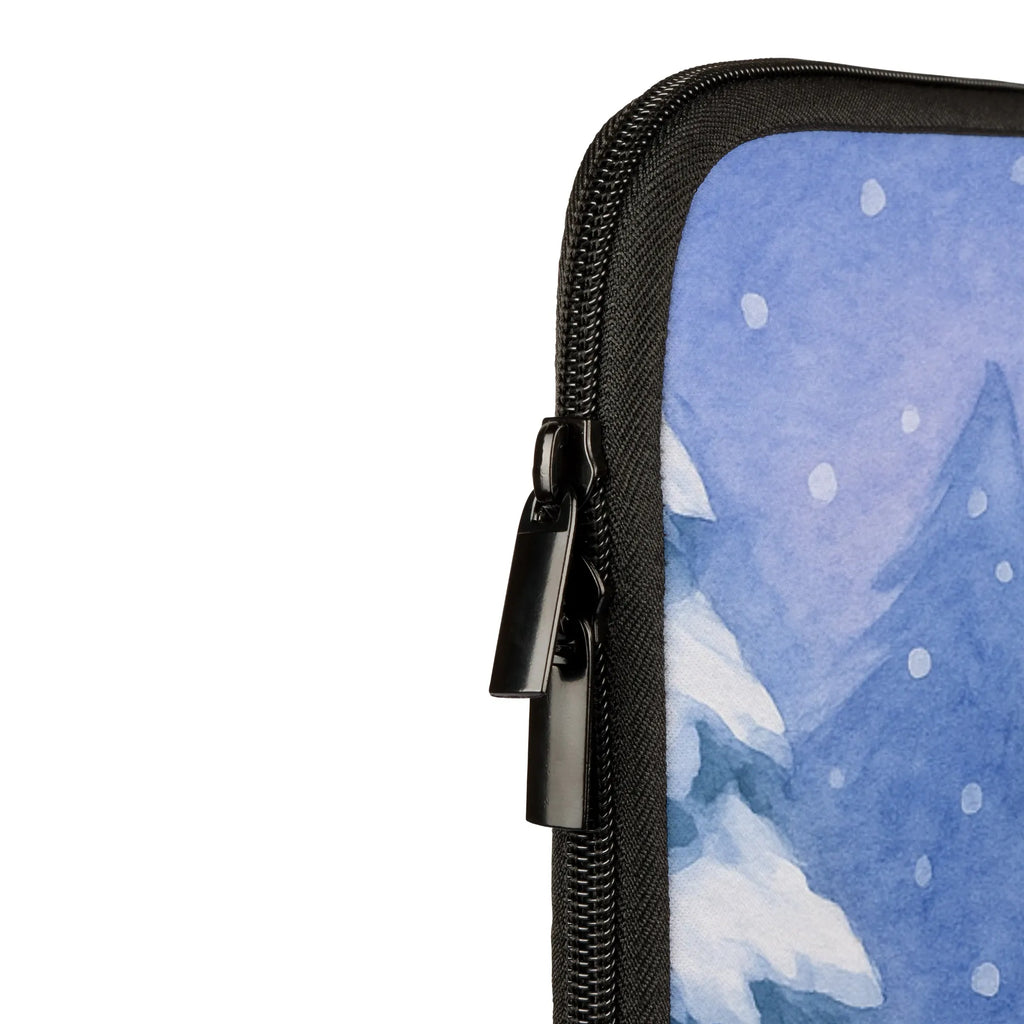 Torba na laptop lis Śpiewak Design Notebook-Tasche Aus Leder, Notebook-Tasche Minimalistisch, Notebook-Umhängetasche, Notebook-Querträger, Notebook-Case, Notebook-Tasche Wasserfest, Laptop-Rucksack, Notebook-Aktentasche, Notebook-Tasche Klassisch, Notebookhülle, Notebook-Tasche Leicht, Notebook-Tasche Gepolstert, Notebook-Tasche Robust, Notebook-Tasche Aus Nylon, Notebook-Tasche Mit Tragegriff, Laptop-Sleeve, Notebook-Tasche Mit Reißverschluss, Laptop-Messenger-Bag, Notebook-Rucksack, Notebook-Tasche Studenten, Laptop-Case, Notebook-Tasche Modern, Notebook-Tasche Ergonomisch, Laptoptasche, Notebook-Tasche Slim, Notebook-Tasche Büro, Notebook-Tasche Für 13 Zoll, Notebook-Tasche Mit Organizer, Notebook-Tasche Rucksackstil, Notebook-Tasche Business, Laptophülle, ChatGPT:<br />Notebooktasche, Notebook-Tasche Aus Canvas, Notebook-Tasche Aus Neopren, Notebook-Tasche Reisegeeignet, Laptop-Umhängetasche, Notebook-Tasche Vintage, Laptop-Hülle, Notebook-Tasche Mit Zubehörfach, Notebook-Tasche Für 15 Zoll, Notebook-Sleeve, Notebook-Tasche Für Herren, Laptop-Aktentasche, Notebook-Tasche Für 17 Zoll, Notebook-Tasche Casual, Notebook-Tasche Für Damen, Notebook-Tasche Mit Schultergurt, Winter, Weihnachten, Weihnachtsdeko, Nikolaus, Advent, Heiligabend, Wintermotiv, Geschenk Sänger, Fuchs, Füchse, Weihnachtslieder, Singen, Sänger