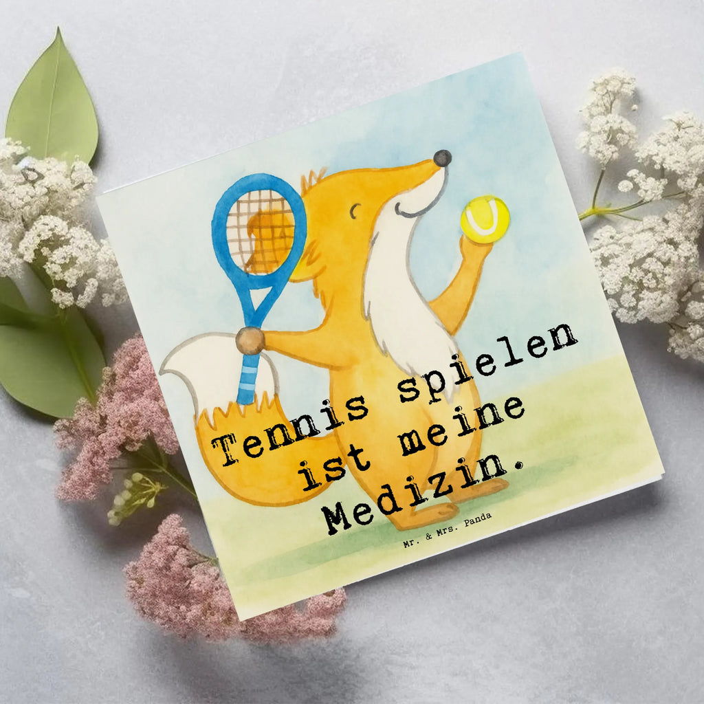 Deluxe Karte Fuchs Tennis spielen Design Grußkarte, Karte, Einladungskarte, Hochzeitskarte, Hochwertige Grußkarte, Klappkarte, Geburtstagskarte, Hochwertige Klappkarte, Glückwunschkarte, Geschenk, Sport, Sportart, Hobby, Schenken, Danke, Dankeschön, Auszeichnung, Gewinn, Sportler, Tennisclub, Tennis spielen, Tennis Turnier, Ballsportart, Tennisverein
