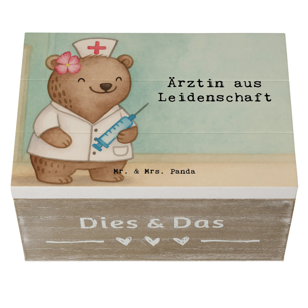 Holzkiste Ärztin Leidenschaft Design Schatulle, Truhe, XXL, Aufbewahrungsbox, Erinnerungskiste, Dekokiste, Schatzkiste, Erinnerungsbox, Geschenkbox, Geschenkdose, Kiste, Holzkiste, Beruf, Ausbildung, Jubiläum, Abschied, Rente, Kollege, Kollegin, Geschenk, Schenken, Arbeitskollege, Mitarbeiter, Firma, Danke, Dankeschön, Medizinerin, Medizinstudium, Hausärztin, Doktorin, Doktortitel, Arztpraxis, Ärztin