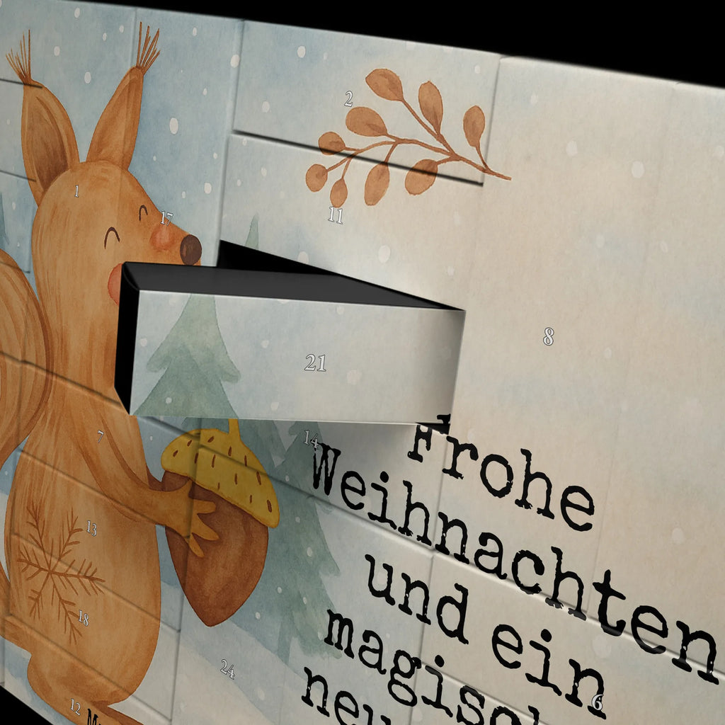 Befüllbarer Adventskalender Eichhörnchen Weihnachten Design Weihnachtskalender Schachteln, Adventskalender Zum Befüllen, Adventskalender Zum Aufstellen, Adventskalender 24 Boxen, Diy Adventskalender, Adventskalender Schachtel, Adventskalender, Geschenkekalender, Schachtel Adventskalender, Kalender Zum Befüllen, Bastel Adventskalender, Erwachsenen Adventskalender, Adventskalender Selbst Befüllen, Weihnachtskalender Boxen, Adventskalender Zum Füllen, Geschenke Adventskalender, Karton Adventskalender, Tisch Adventskalender, Weihnachtskalender Zum Befüllen, Adventskalender ohne Inhalt, Weihnachtskalender, Adventskalender Box, Adventskalender Boxen, Adventskalender Karton, Adventskalender für Erwachsene, Adventskalender Schachteln, Befüllbarer Adventskalender, Leerer Adventskalender, Adventskalender Deko, Adventskalender Zum Selbst Befüllen, Weihnachtskalender Selbst Befüllen, Adventskalender mit 24 Schachteln, Adventskalender leer, Weihnachten, Winter, Weihnachtsdeko, Nikolaus, Advent, Heiligabend, Wintermotiv, Frohe Weihnachten, Neujahr, Guten Rutsch, Weihnachtsmotiv, Frohes Neues Jahr, Vogel, Weihnachtsgruß
