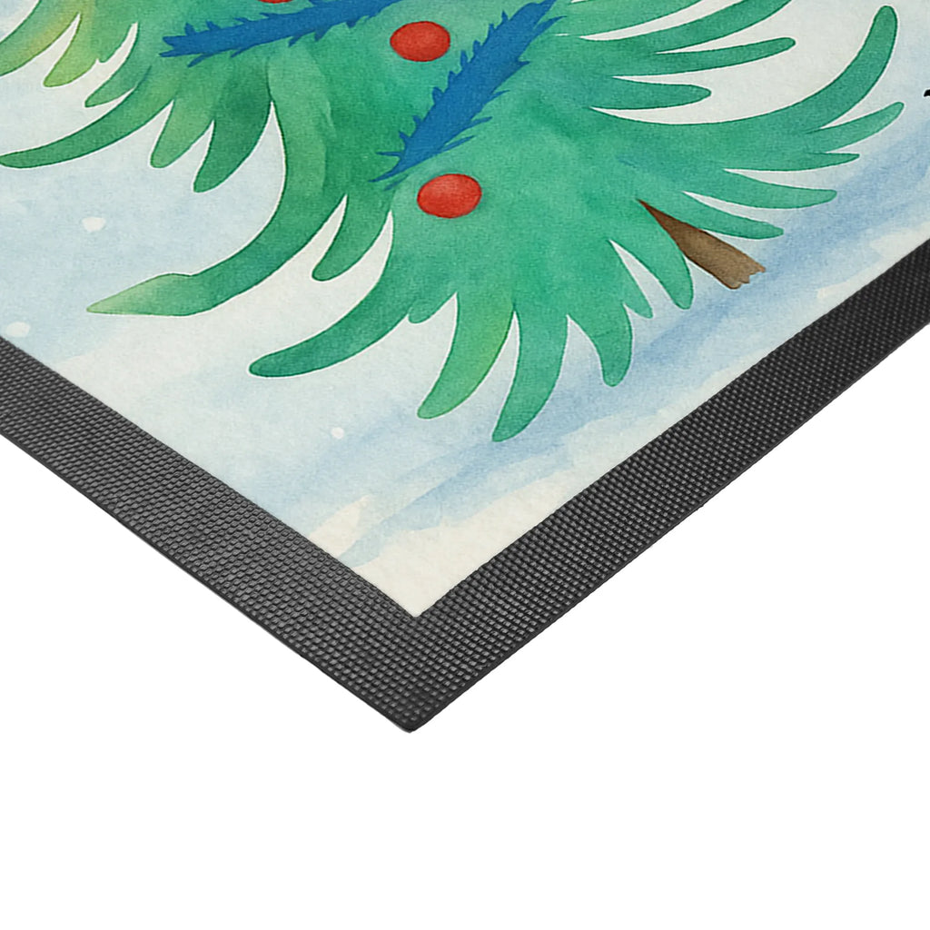 Fußmatte Pinguin Weihnachtsbaum Design Türvorleger, Schmutzmatte, Fußabtreter, Matte, Schmutzfänger, Fußabstreifer, Schmutzfangmatte, Türmatte, Motivfußmatte, Haustürmatte, Vorleger, Fussmatten, Fußmatten, Gummimatte, Fußmatte außen, Fußmatte innen, Fussmatten online, Gummi Matte, Sauberlaufmatte, Fußmatte waschbar, Fußmatte outdoor, Schmutzfangmatte waschbar, Eingangsteppich, Fußabstreifer außen, Fußabtreter außen, Schmutzfangteppich, Fußmatte außen wetterfest, Winter, Weihnachten, Weihnachtsdeko, Nikolaus, Advent, Heiligabend, Wintermotiv, Pinguin