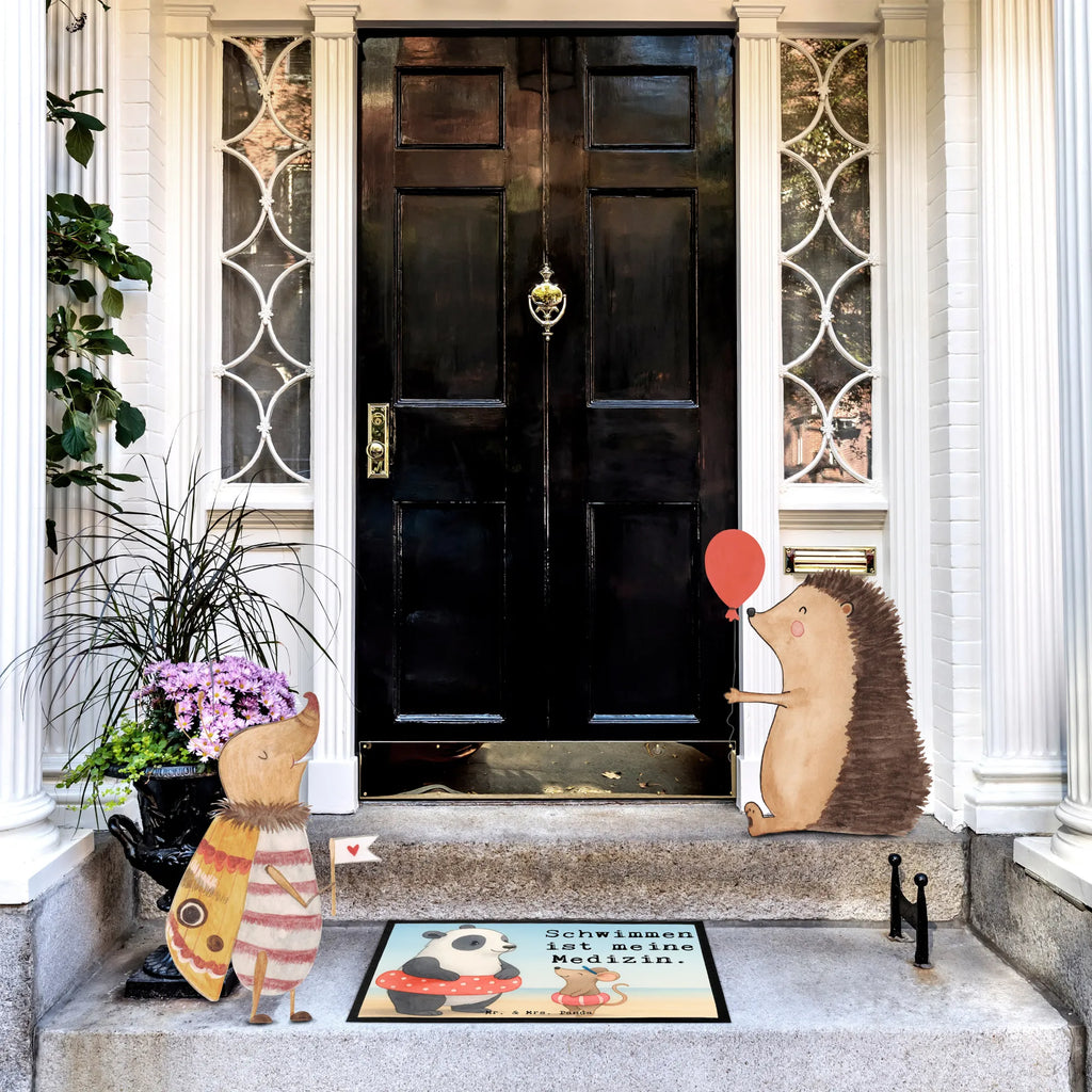 Fußmatte Otter Schwimmen Design Schmutzfänger, Haustürmatte, Fussmatten, Türmatte, Fußabtreter, Motivfußmatte, Fußabstreifer außen, Eingangsteppich, Fußmatte innen, Matte, Schmutzfangmatte, Fußabstreifer, Schmutzfangmatte waschbar, Schmutzfangteppich, Vorleger, Fußmatte außen, Fussmatten online, Gummimatte, Gummi Matte, Türvorleger, Fußmatte außen wetterfest, Schmutzmatte, Fußmatten, Fußmatte waschbar, Sauberlaufmatte, Fußmatte outdoor, Fußabtreter außen, Geschenk, Sport, Sportart, Hobby, Schenken, Danke, Dankeschön, Auszeichnung, Gewinn, Sportler, Schwimmen, Schwimmkurs, Wassersport