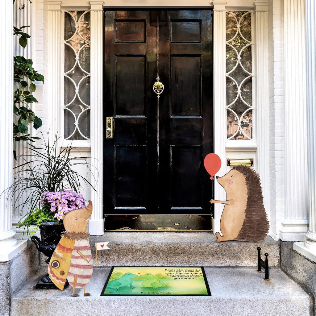 Doormat Frogs in love Design Fußabtreter, Fußmatte innen, Fußabstreifer außen, Schmutzmatte, Gummimatte, Fußmatte waschbar, Motivfußmatte, Gummi Matte, Schmutzfangmatte, Fussmatten online, Schmutzfangteppich, Matte, Fußabtreter außen, Sauberlaufmatte, Türvorleger, Fußabstreifer, Schmutzfangmatte waschbar, Fußmatte außen, Fußmatten, Eingangsteppich, Fußmatte außen wetterfest, Haustürmatte, Fussmatten, Türmatte, Vorleger, Schmutzfänger, Fußmatte outdoor, Liebe, Partner, Freund, Freundin, Ehemann, Ehefrau, Heiraten, Verlobung, Heiratsantrag, Liebesgeschenk, Jahrestag, Hocheitstag, Froschkönig, Geschenk Freundin, Verliebt, Verheiratet, Fröschchen, Frösche, Geschenk Freund, Hochzeitstag, Frosch, Liebesbeweis, Verlobt, Geschenk Hochzeit