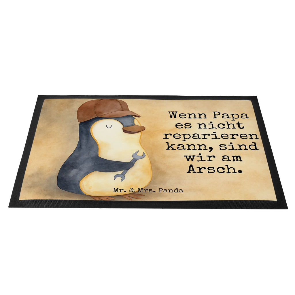 Fußmatte Wenn Papa es nicht reparieren kann, sind wir am Arsch Design Fußabtreter außen, Sauberlaufmatte, Fußabstreifer, Matte, Türvorleger, Gummimatte, Schmutzfangmatte waschbar, Fußabtreter, Schmutzmatte, Fußmatte outdoor, Schmutzfangmatte, Fussmatten, Türmatte, Fußmatte waschbar, Haustürmatte, Fußmatte außen, Motivfußmatte, Fußmatte innen, Schmutzfangteppich, Fußabstreifer außen, Fußmatte außen wetterfest, Schmutzfänger, Fußmatten, Fussmatten online, Eingangsteppich, Vorleger, Gummi Matte, Familie, Vatertag, Muttertag, Bruder, Schwester, Mama, Papa, Oma, Opa, Bester Papa der Welt, Vater, Geschenk Papa