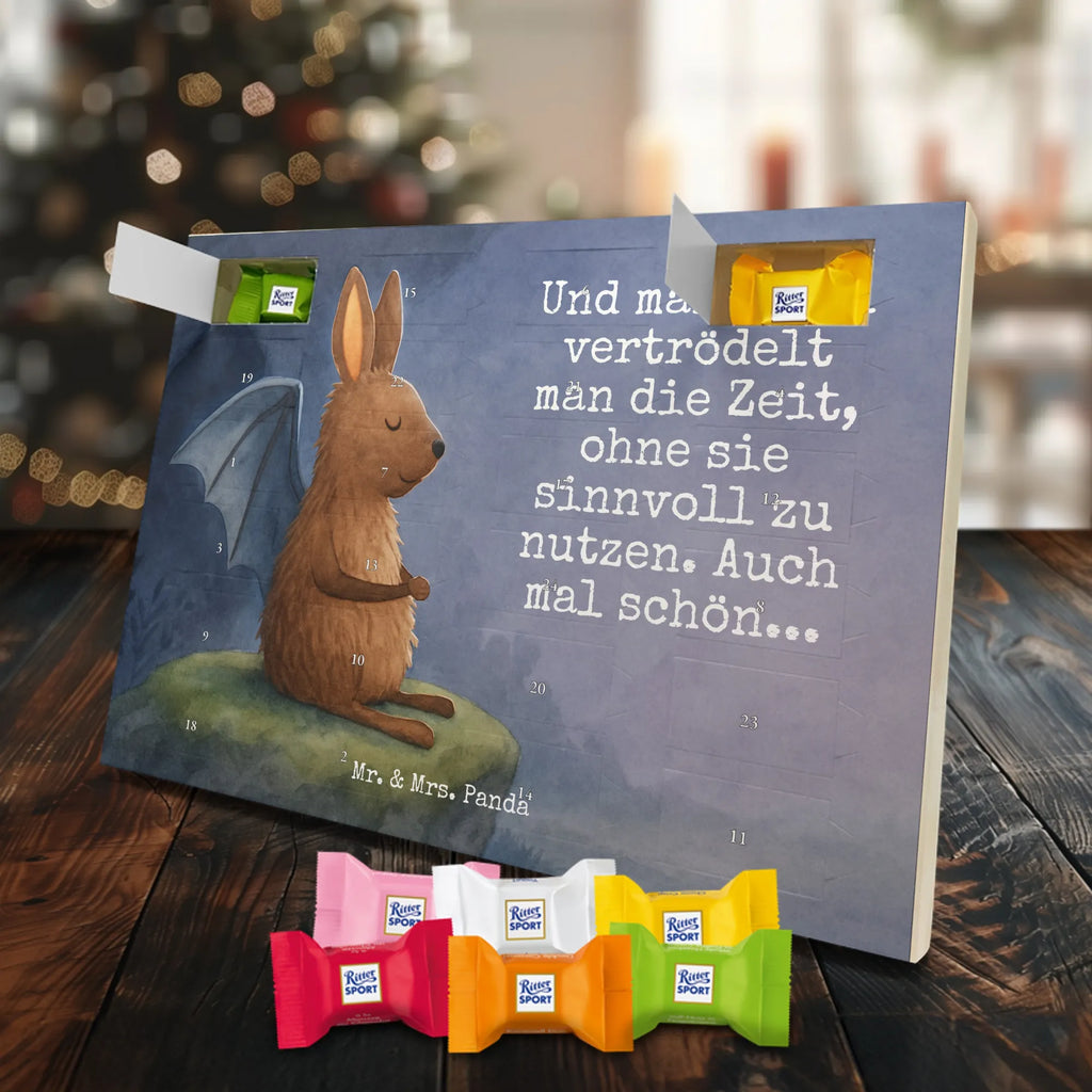 Adventskalender Fledermaus Sitzen Design adventskalender mit schokolade, adventskalender pralinen, kalender schokolade, Adventskalender Schokolade, Weihnachtskalender Schokolade, schokoladen kalender, schokolade adventskalender, süßigkeiten adventskalender, Adventskalender, advent kalender, Weihnachtskalender, weihnachtskalender schoko, adventskalender mit pralinen, schokoladenkalender, Schokoladen Adventskalender, adventskalender süßigkeiten, pralinen adventskalender, schoko kalender, schokokalender, Schoko Adventskalender, adventskalender mit süßigkeiten, schoko weihnachtskalender, süßigkeiten kalender, Lustige Sprüche, Tiermotive, Tiere, Gute Laune, Entspannen, Fledermaus, Motivation, Fledermäuse