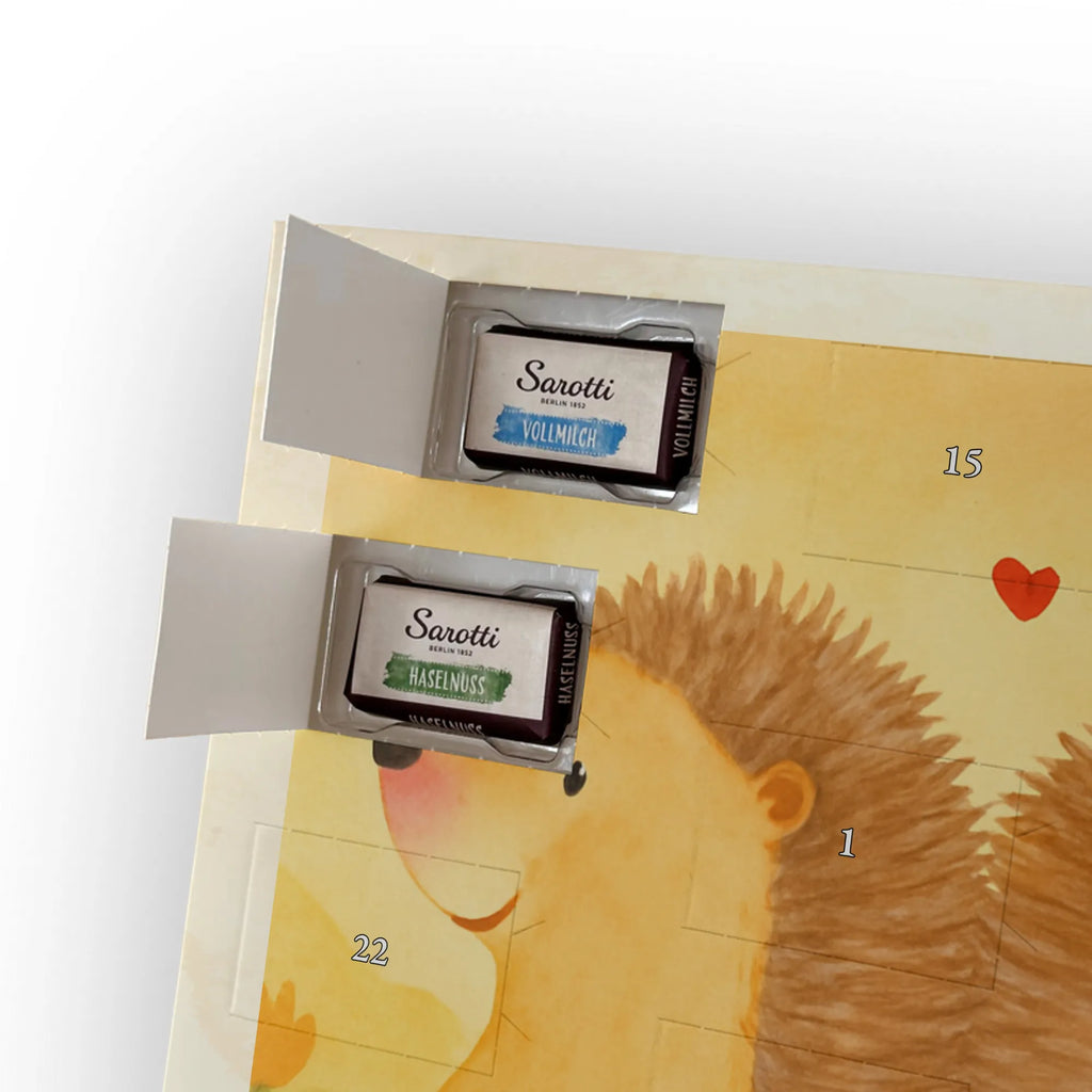 Adventskalender Igel händchenhaltend Design Adventskalender, kalender schokolade, schokoladen kalender, advent kalender, Schoko Adventskalender, süßigkeiten adventskalender, adventskalender mit schokolade, adventskalender mit süßigkeiten, adventskalender pralinen, Schokoladen Adventskalender, süßigkeiten kalender, schokokalender, schokolade adventskalender, pralinen adventskalender, schoko kalender, Weihnachtskalender Schokolade, schokoladenkalender, Adventskalender Schokolade, Weihnachtskalender, weihnachtskalender schoko, adventskalender mit pralinen, adventskalender süßigkeiten, schoko weihnachtskalender, Liebe, Freundin, Liebesgeschenk, Jahrestag, Verlobung, Partner, Ehemann, Ehefrau, Heiraten, Heiratsantrag, Hocheitstag, Freund, Liebesbeweis, Gemeinsamkeit, Hochzeit, Love, Liebesbotschaft, Igelliebe, Igel, Lieblingsmensch, Hand in Hand, Große Liebe, Geschenk für Zwei