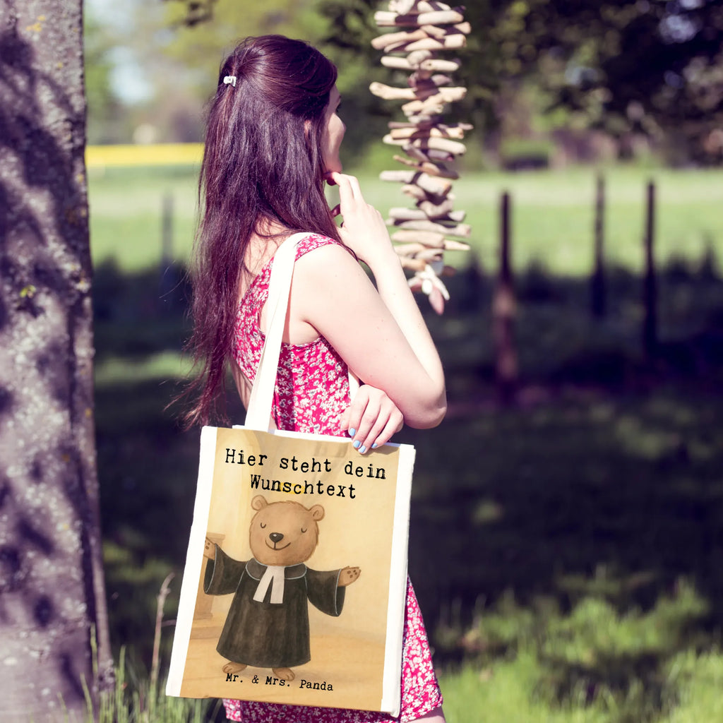 Personalisierte Tragetasche Pastor Leidenschaft Design Personalisierte Einkaufstasche, Tragetasche mit Namen, Personalisierter Jutebeutel, Personalisierte Jutetasche, Personalisierte Tasche, Personalisierter Stoffbeutel, Stoffbeutel mit Namen, Personalisierte Beuteltasche, Einkaufstasche mit Namen, Personalisierte Kindergartentasche, Personalisierter Beutel, Beruf, Ausbildung, Jubiläum, Abschied, Rente, Kollege, Kollegin, Geschenk, Schenken, Arbeitskollege, Mitarbeiter, Firma, Danke, Dankeschön, Pfarrer, Theologe, Kirche, Prediger<br />Priester, Pastor, Diener Gottes<br />Geistlicher