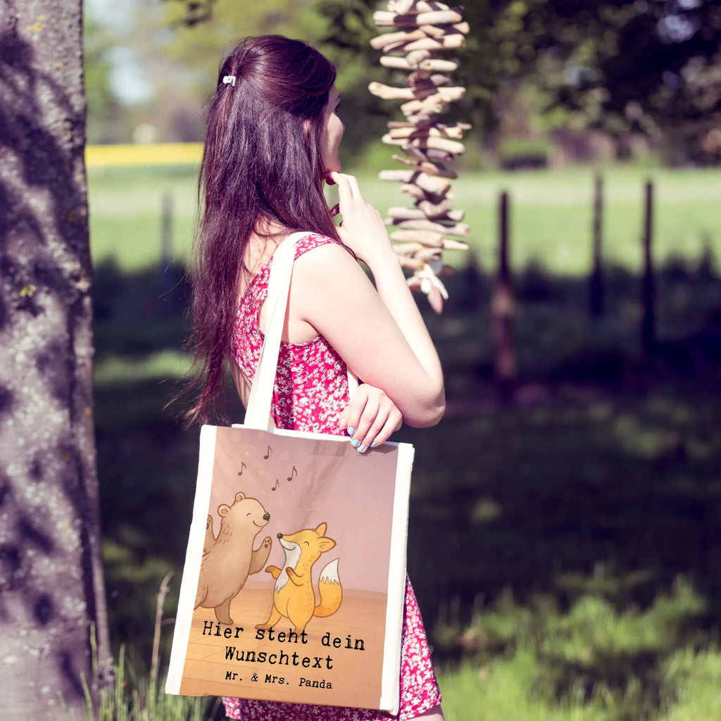 Personalisierte Tragetasche Hase Tanzen Design Personalisierte Einkaufstasche, Tragetasche mit Namen, Personalisierter Beutel, Personalisierte Kindergartentasche, Einkaufstasche mit Namen, Personalisierte Jutetasche, Stoffbeutel mit Namen, Personalisierter Stoffbeutel, Personalisierte Beuteltasche, Personalisierter Jutebeutel, Personalisierte Tasche, Geschenk, Sport, Sportart, Hobby, Schenken, Danke, Dankeschön, Auszeichnung, Gewinn, Sportler, Tanzschule, Tanzen, tanzen gehen, Tanzkurs