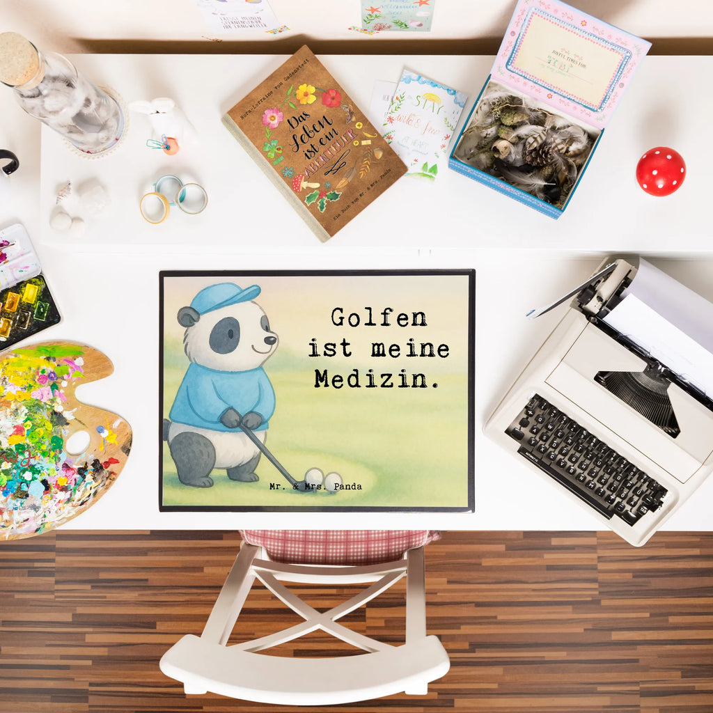 Schreibtischunterlage Panda Golfen Design Schreibwaren, Schreibtischauflage, Schreibunterlage, Bürobedarf, Büroartikel, Schreibtisch Unterlagen, Schreibtischunterlage Groß, Geschenk, Sport, Sportart, Hobby, Schenken, Danke, Dankeschön, Auszeichnung, Gewinn, Sportler, Golfen, Golf spielen, Golfplatz, Golfturnier, Golf Verein