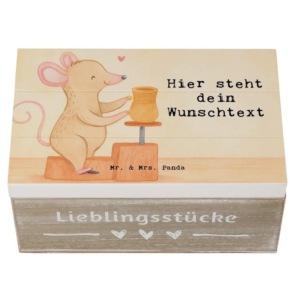 Personalisierte Holzkiste Maus Töpfern Design Geschenkbox personalisiert, Holzkiste Personalisiert, Dekokiste Personalisiert, Aufbewahrungsbox Personalisiert, GEschenkdose personalisiert, Erinnerungsbox Personalisiert, Erinnerungsbox mit Namen, Truhe mit Namen, Dekokiste mit Namen, Schatulle Personalisiert, Kiste Personalisiert, mit Namen, Schatulle mit Namen, Holzkiste mit Namen, Schatzkiste Personalisiert, Erinnerungskiste Personalisiert, Schatzkiste mit Namen, Kiste mit Namen, Erinnerungskiste, Truhe Personalisiert, Aufbewahrungsbox mit Namen, Geschenk, Sport, Sportart, Hobby, Schenken, Danke, Dankeschön, Auszeichnung, Gewinn, Sportler, Töpfern, Töpferkurs, Töpferei