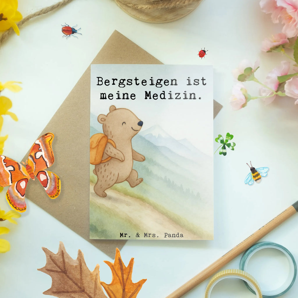 Grußkarte Bär Bergsteigen Design Einladungskarte, Klappkarte, Ansichtskarten, Glückwunschkarte, Karte, Grußkarte, Geburtstagskarte, Hochzeitskarte, Geschenk, Sport, Sportart, Hobby, Schenken, Danke, Dankeschön, Auszeichnung, Gewinn, Sportler, Bergsport, wandern, Alpinismus, Bergsteigen, Alpinwandern, Trekking