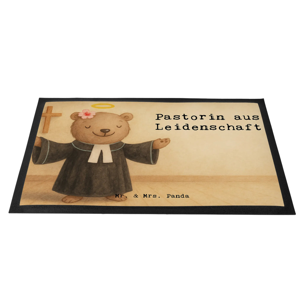 Fußmatte Pastorin Leidenschaft Design Türmatte, Haustürmatte, Fußmatte innen, Motivfußmatte, Fußmatte outdoor, Fußmatte außen, Fußmatten, Schmutzfänger, Fußabtreter, Schmutzmatte, Sauberlaufmatte, Fußabstreifer, Türvorleger, Schmutzfangmatte, Fußabstreifer außen, Schmutzfangteppich, Fußabtreter außen, Fußmatte außen wetterfest, Matte, Gummi Matte, Eingangsteppich, Fussmatten online, Schmutzfangmatte waschbar, Gummimatte, Fußmatte waschbar, Fussmatten, Vorleger, Beruf, Ausbildung, Jubiläum, Abschied, Rente, Kollege, Kollegin, Geschenk, Schenken, Arbeitskollege, Mitarbeiter, Firma, Danke, Dankeschön, Pastorin, Dienerin Gottes<br />Geistliche, Theologin, Kirche, Predigerin<br />Priesterin, Pfarrerin