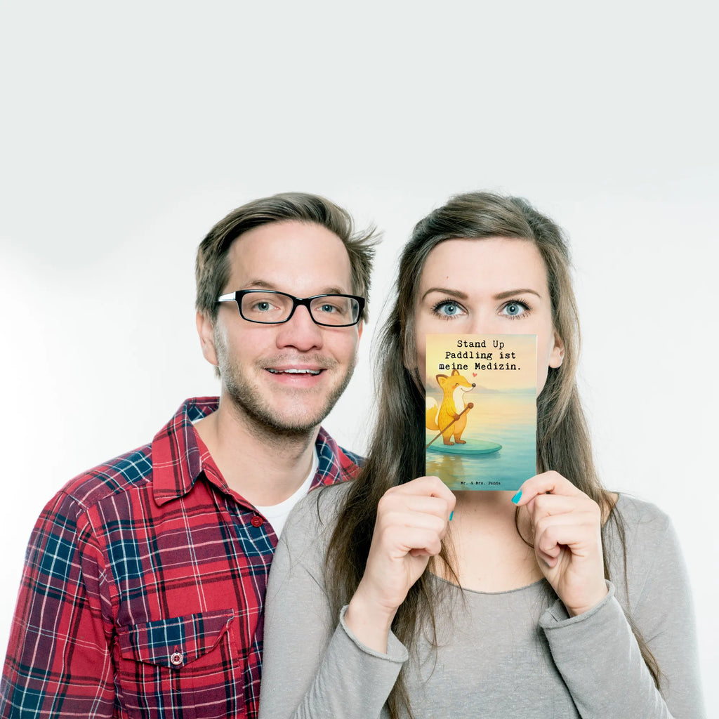 Postkarte Fuchs Stand Up Paddling Design Karte, Einladung Geburtstag, Einladung, Ansichtskarten, Grußkarte, Einladungskarte, Dankeskarte, Einladungskarten Geburtstag, Ansichtskarte, Geburtstagskarte, Postkarte, Geschenkkarte, Geschenk, Sport, Sportart, Hobby, Schenken, Danke, Dankeschön, Auszeichnung, Gewinn, Sportler, SUB, Paddle Boarding, Stand up paddle, Stand Up Paddling, subben