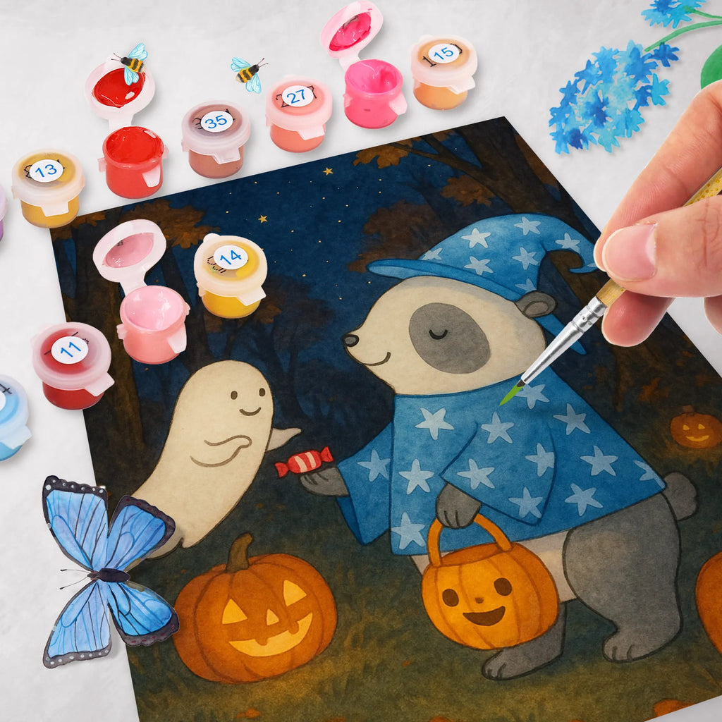 Malowanie według numerów Panda Czarodziej Design Bastelidee, Baseln, Malen nach Zahlen, DIY, Malen, Ausmalbild, Künstler, Kunstwerk, Kreativität, Halloween, Deko, Martinssingen, Dekoration, Geschenke, Schenken, Zauberer, Süßes sonst gibt's saures, Panda, Trick or Treat, Gespenst, Halloween Deko