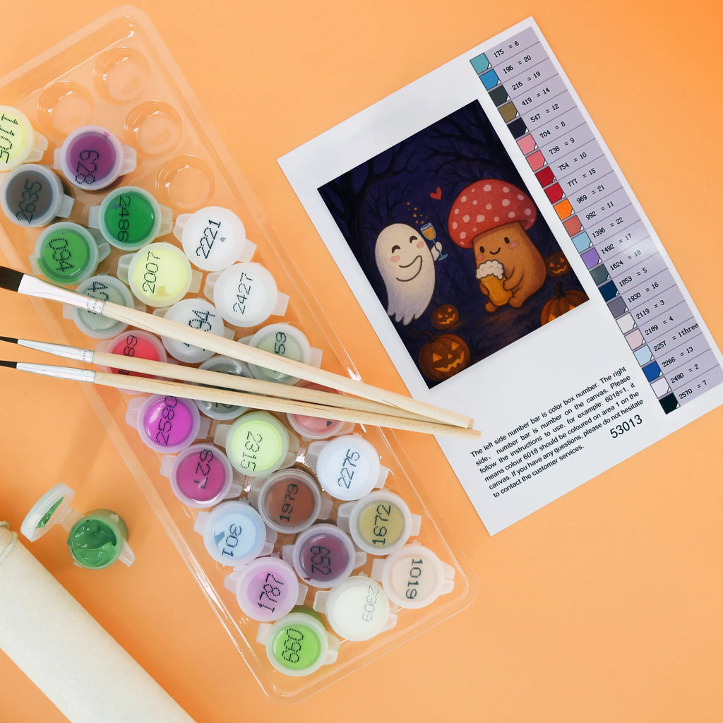 Paint by Numbers Ghost Cheers Design Bastelidee, Malen nach Zahlen, Kreativität, Baseln, DIY, Künstler, Ausmalbild, Kunstwerk, Malen, Halloween, Deko, Martinssingen, Dekoration, Geschenke, Schenken, Sekt, Fliegenpilz, Bier, Gespenst, Pils