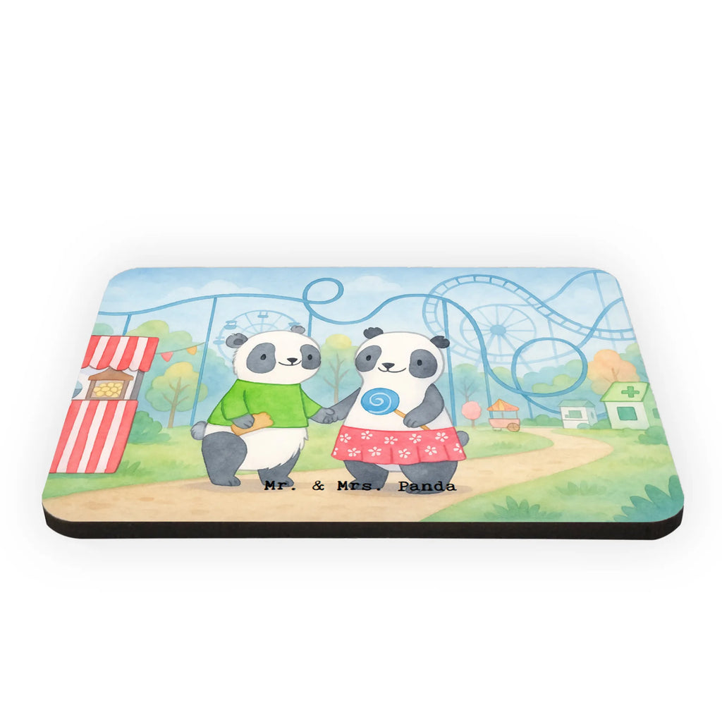 Magnet pandas visit amusement park Design refrigerator magnets, office magnet, refrigerator magnet, calendar magnet, magnet, magnetic board, Gift, giving, thank you, award, profit, athlete, ride a roller coaster, Visit an amusement park