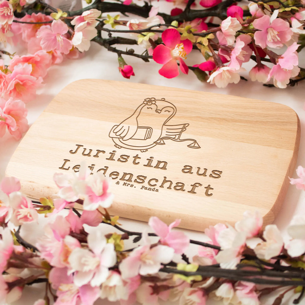 Holzbrett Juristin Leidenschaft Holzbrett, Schneidebrett, Frühstücksbrett, Küchenbrett, Brot, Schneidebrett Holz, Frühstücksbrettchen, Geschenk, Schenken, Jubiläum, Danke, Dankeschön, Beruf, Ausbildung, Abschied, Rente, Kollege, Kollegin, Arbeitskollege, Mitarbeiter, Firma, Jurastudent, Master of laws, Anwältin, Juristin, Staatsexamen, Jura Studium, Anwaltskanzlei