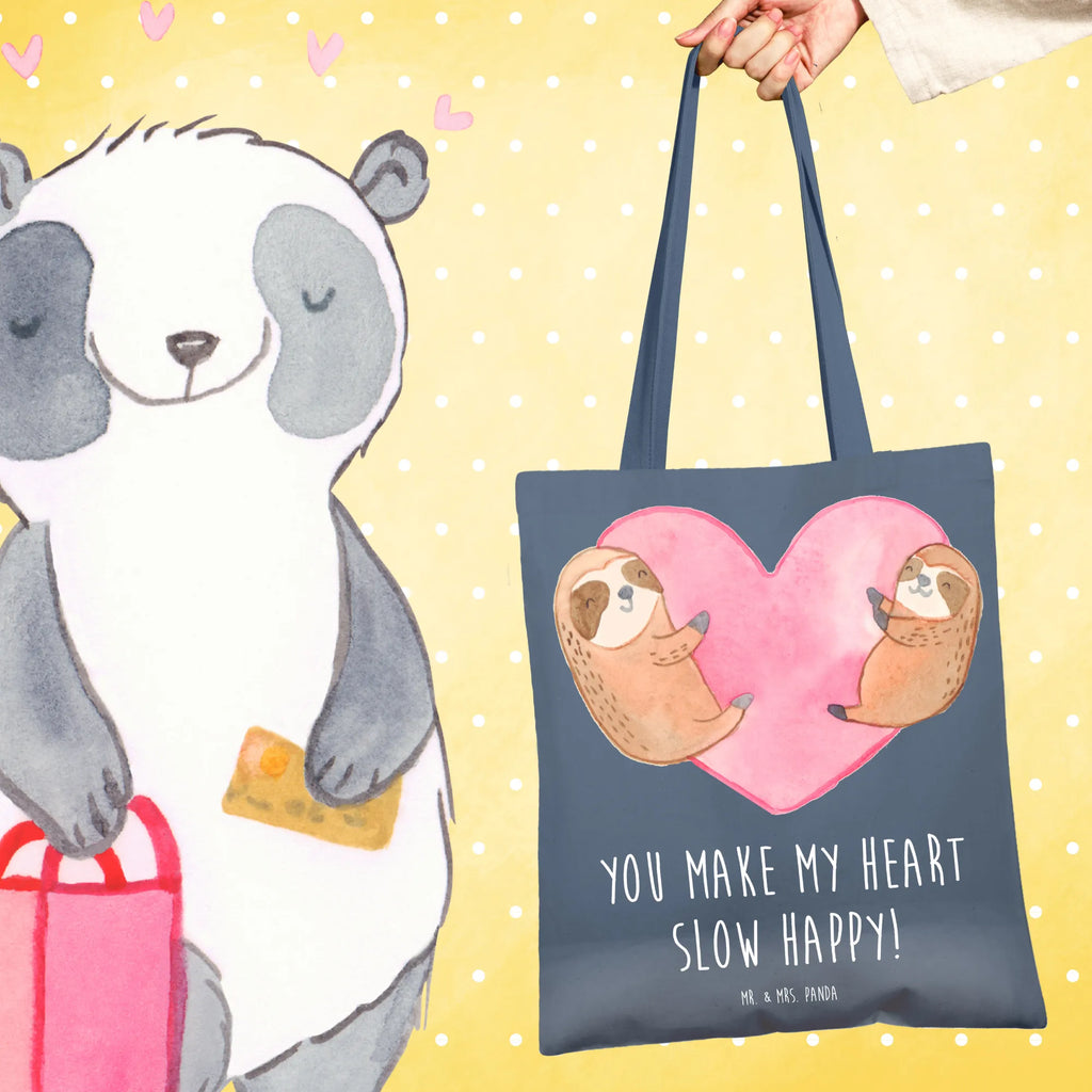 Tragetasche Faultiere Herz Stoffbeutel, Beutel, Schultertasche, Beuteltasche, Umhängetasche, Jutebeutel, Badetasche, Laptoptasche, Strandtasche, Einkaufstüte, Jutetasche, Stofftasche, Shopper, Tragetasche, Einkaufstasche, Tasche, Liebe, Partner, Freund, Freundin, Ehemann, Ehefrau, Heiraten, Verlobung, Heiratsantrag, Liebesgeschenk, Jahrestag, Hocheitstag, Valentinstag, Mitbringsel, für Ehemann, für Männer, Liebesbeweis, Geschenk für Freundin, Hochzeitstag, Geschenk für Partner, Geschenk für Frauen