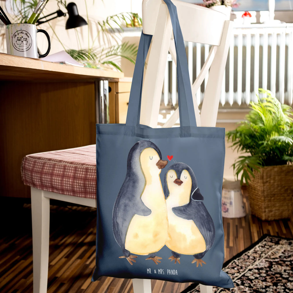 Tote bag penguins Fall asleep Laptoptasche, tote bag, Tasche, bedruckte tasche, Tüte, Beutel, Alltagstasche, Schultasche, Einkaufstasche, Umhängetasche, Einkaufstüte, Statementbeutel, uni tasche, shopping tasche, Shopper, Stoffbeutel, Beuteltasche, Tragetasche, unitasche, Stofftasche, Badetasche, Jutetasche, Strandtasche, Baumwolltasche, Leinentasche, Jutebeutel, Henkeltasche, Einkaufsbeutel, baumwollbeutel, Schultertasche, büchertasche, Ehefrau, Verlobung, Liebesgeschenk, Ehemann, Partner, Hocheitstag, Freund, Freundin, Heiratsantrag, Heiraten, Liebe, Jahrestag, Mitbringsel, Liebesbeweis, Geschenk für Partner, für Männer, Hochzeitstag, Geschenk für Frauen, Geschenk für Freundin, für Ehemann, Valentinstag