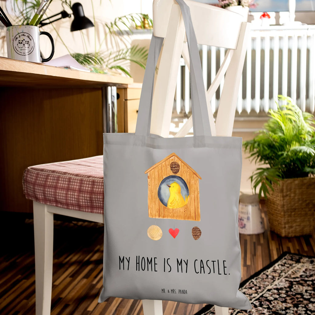 Tragetasche Vogel Haus Badetasche, baumwollbeutel, Shopper, uni tasche, Alltagstasche, Umhängetasche, Tüte, Einkaufstasche, Baumwolltasche, shopping tasche, Tragetasche, tote bag, Beutel, Jutebeutel, Laptoptasche, Schultasche, bedruckte tasche, Schultertasche, unitasche, Tasche, Statementbeutel, Henkeltasche, Einkaufstüte, Einkaufsbeutel, Stofftasche, Beuteltasche, Strandtasche, Leinentasche, Stoffbeutel, Jutetasche, büchertasche, Gute Laune, Tiermotive, Tiere, lustige Sprüche, Castle, Nest, unser Haus, Home sweet home, Vögel, Eigenheim, Familie, Vogelhäuschen, Zuhause, Wohnung, Vogelhaus, Haus, Lieblingsort, Vogel