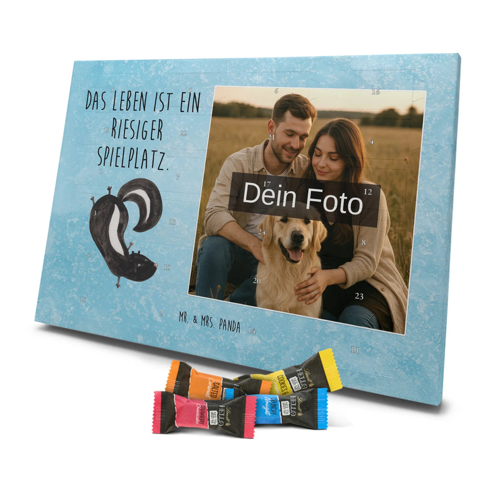 Personalisierter Schoko Foto Adventskalender Stinktier Handstand Personalisierter Schoko Foto Adventskalender, Stinktier, Skunk, Verpielt, Stinker, Raubtier, Spielplatz, Wildtier, Kind, Stinki