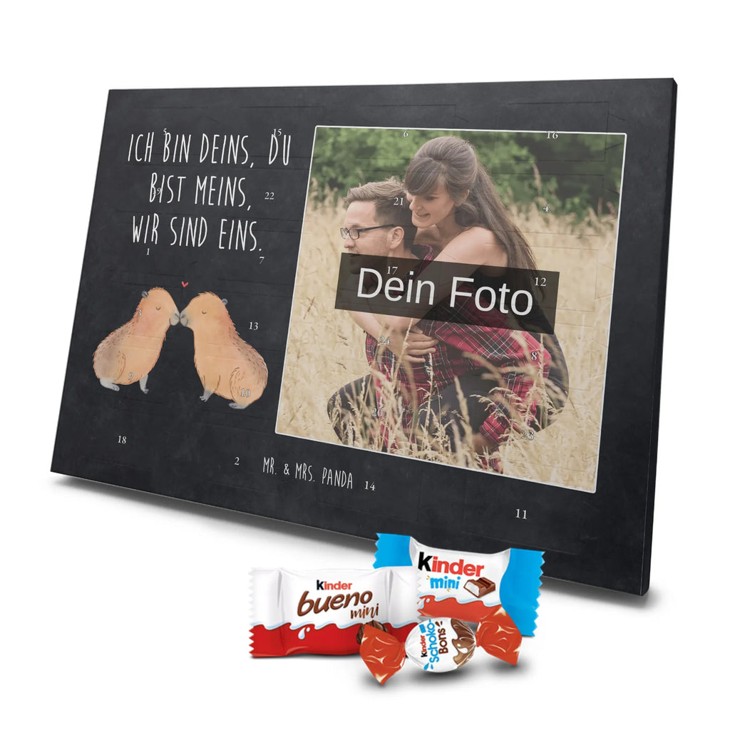 Personalisierter Schoko Foto Adventskalender Capybara Liebe Personalisierter Schoko Foto Adventskalender, Gute Laune, Lustige Sprüche, Tiere, Tiermotive, Liebe, Jahrestag, Liebesbeweis, Kuschel Capybaras, Liebesspruch, Valentinstag, Tierliebe, Ehejubiläum, Partnertiere, Beziehung, Verschmolzen, Capybara, Ich Bin Deins, Herzlich, Geschenkidee, Romantisches Geschenk, Du Bist Meins, Verliebt, Paar, Handgezeichnet