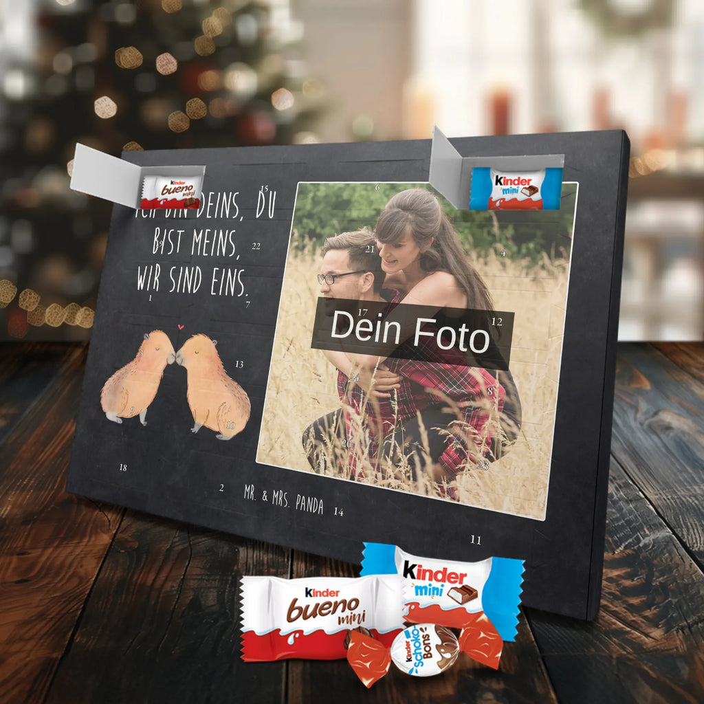 Personalisierter Schoko Foto Adventskalender Capybara Liebe Personalisierter Schoko Foto Adventskalender, Gute Laune, Lustige Sprüche, Tiere, Tiermotive, Liebe, Jahrestag, Liebesbeweis, Kuschel Capybaras, Liebesspruch, Valentinstag, Tierliebe, Ehejubiläum, Partnertiere, Beziehung, Verschmolzen, Capybara, Ich Bin Deins, Herzlich, Geschenkidee, Romantisches Geschenk, Du Bist Meins, Verliebt, Paar, Handgezeichnet
