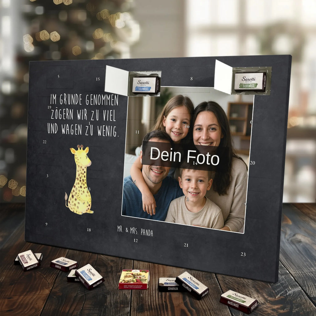 Personalisierter Schoko Foto Adventskalender Giraffe Zufrieden Personalisierter Schoko Foto Adventskalender, Afrika, Wildtiere, Glück, Abenteuer, Giraffe, Zufrieden