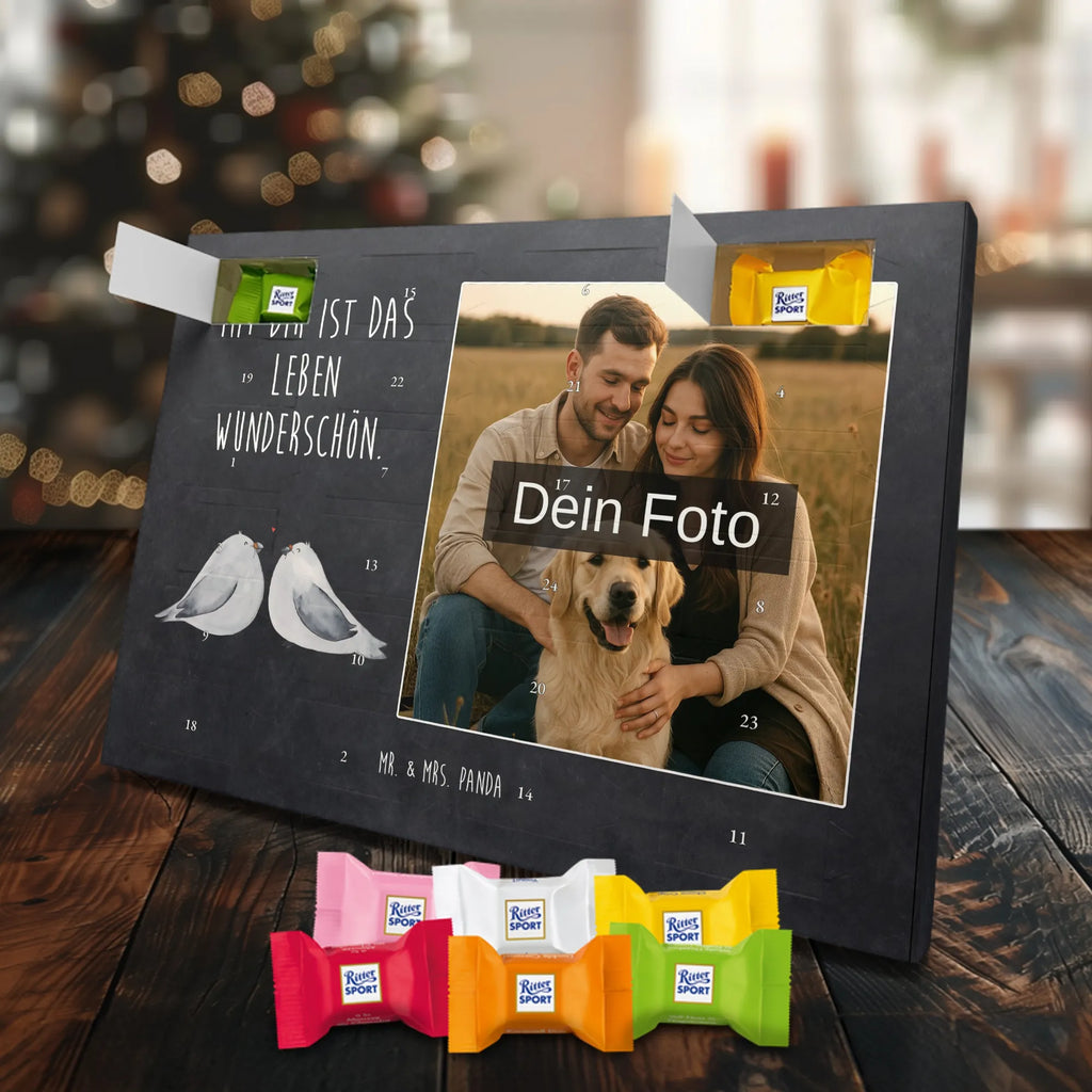 Personalisierter Schoko Foto Adventskalender Turteltauben Liebe Personalisierter Schoko Foto Adventskalender, Partner, Ehemann, Freundin, Ehefrau, Liebesgeschenk, Freund, Hocheitstag, Jahrestag, Heiratsantrag, Verlobung, Liebe, Heiraten, Tauben, Verliebt, Liebesbeweis, Verlobt, Turteltauben, Geschenk Freundin, Hochzeitstag, Geschenk Hochzeit, Turteltäubchen, Verheiratet, Geschenk Freund