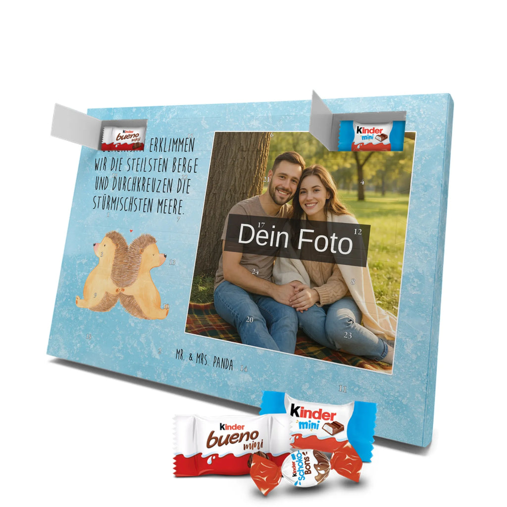 Personalisierter Schoko Foto Adventskalender Igel händchenhaltend Personalisierter Schoko Foto Adventskalender, Partner, Ehemann, Freundin, Ehefrau, Liebesgeschenk, Freund, Hocheitstag, Jahrestag, Heiratsantrag, Verlobung, Liebe, Heiraten, Hochzeit, Igel, Love, Gemeinsamkeit, Hand in Hand, Liebesbotschaft, Igelliebe, Große Liebe, Lieblingsmensch, Liebesbeweis, Geschenk für Zwei