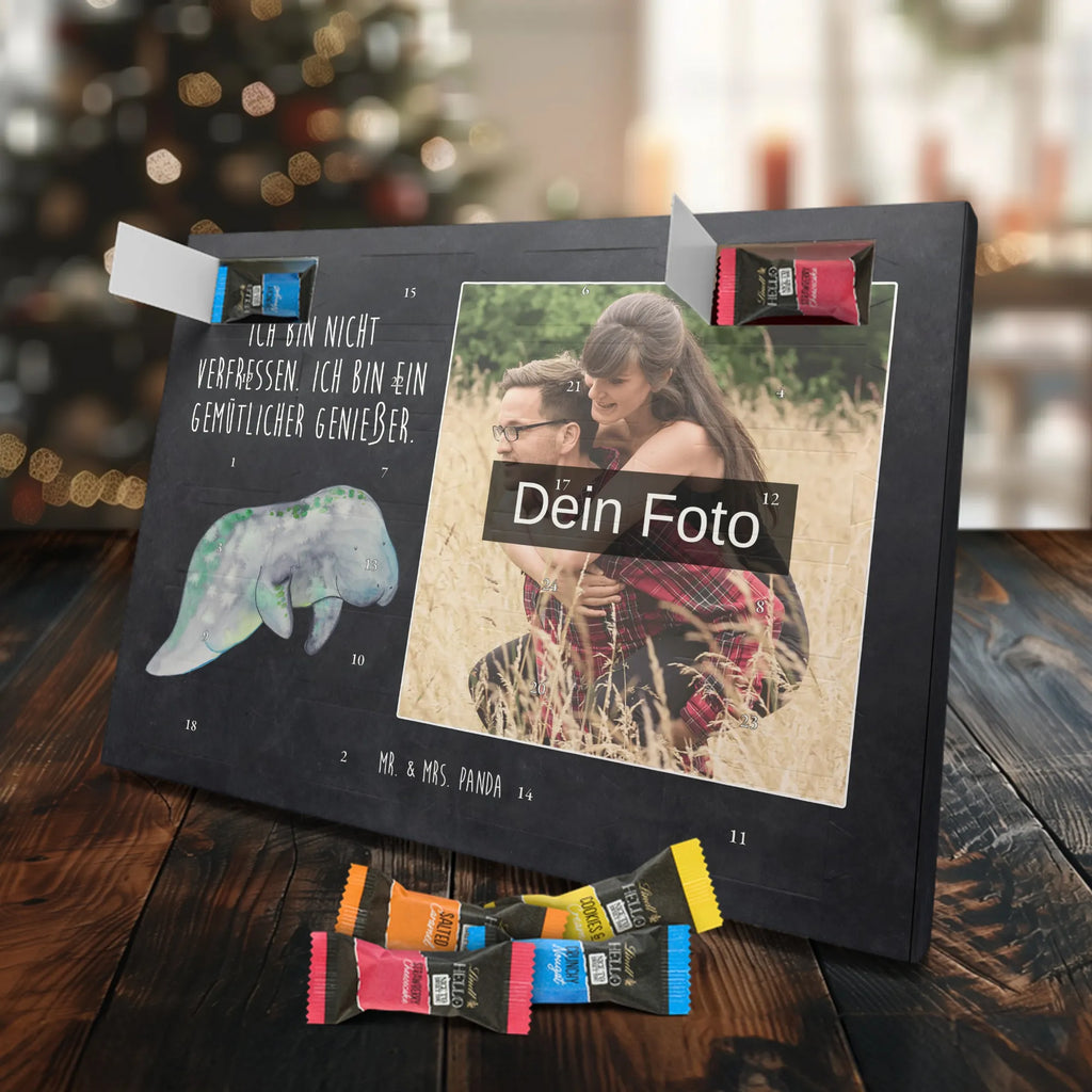 Personalisierter Schoko Foto Adventskalender Seekuh Chillen Personalisierter Schoko Foto Adventskalender, Meerestiere, Urlaub, Meer, Seekühe, Seekuh, Abnehmen, Diät, Zucker, Süßigkeiten, Diätwahn, Essen