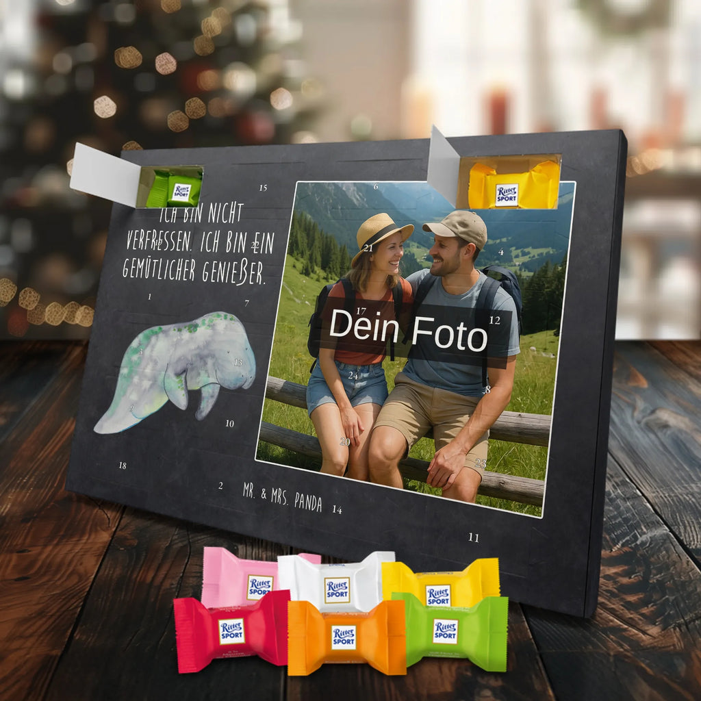 Personalisierter Schoko Foto Adventskalender Seekuh Chillen Personalisierter Schoko Foto Adventskalender, Meerestiere, Urlaub, Meer, Seekühe, Seekuh, Abnehmen, Diät, Zucker, Süßigkeiten, Diätwahn, Essen