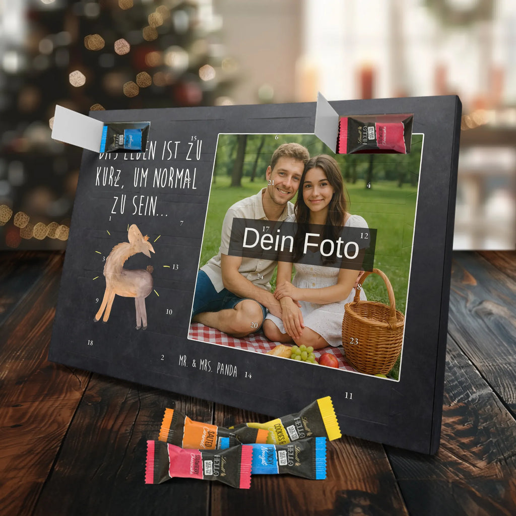 Personalisierter Schoko Foto Adventskalender Lama Stolz Personalisierter Schoko Foto Adventskalender, Lama, Alpaka, Family, Familie, Kumpel, Anders, Freundinnen, Freundin, Stolz, Lamas, Neustart, Außenseiter, Beste Freundin, Hippie