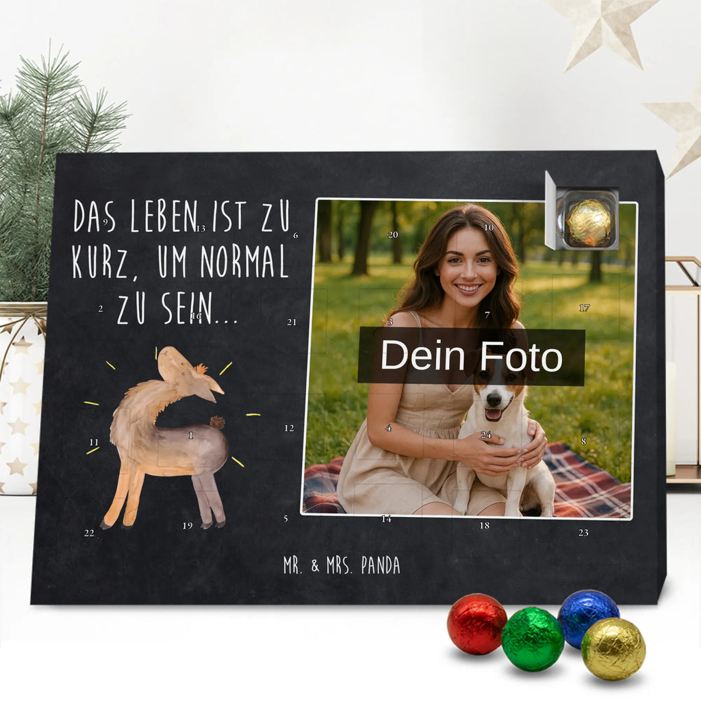 Personalisierter Schoko Foto Adventskalender Lama Stolz Personalisierter Schoko Foto Adventskalender, Lama, Alpaka, Family, Familie, Kumpel, Anders, Freundinnen, Freundin, Stolz, Lamas, Neustart, Außenseiter, Beste Freundin, Hippie