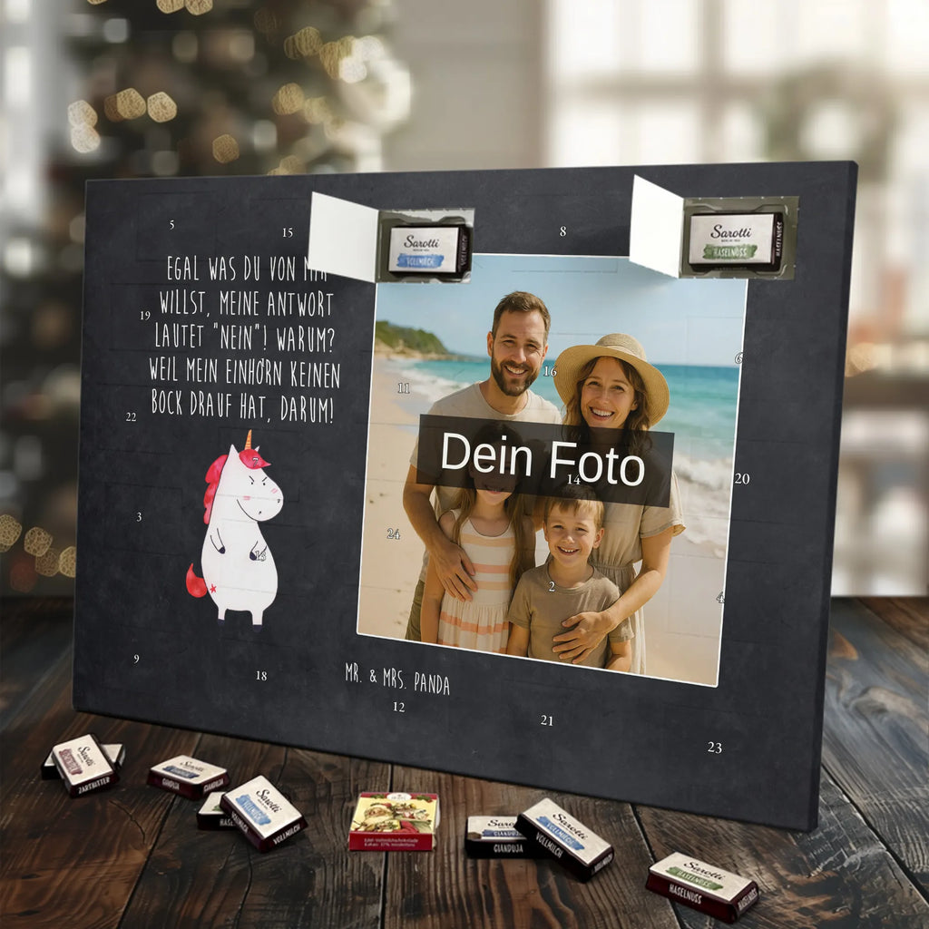 Personalisierter Schoko Foto Adventskalender Einhorn Wut Personalisierter Schoko Foto Adventskalender, Unicorn, Einhorn, Einhörner, Einhorn Deko, Arbeit, Ansage, Nein, Büro, wütend, Lustlos, Geschenk, Lustig, Realität, Dumme Fragen, Spaß