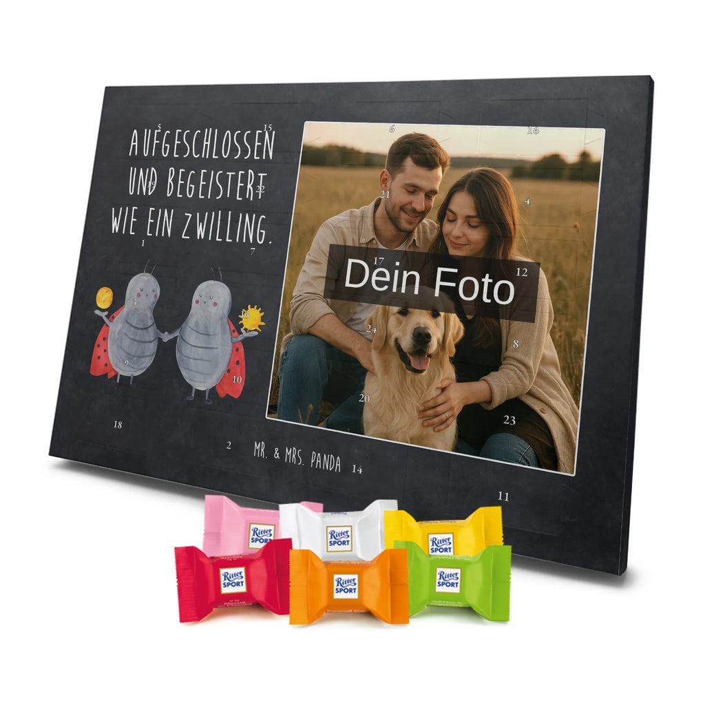 Personalisierter Schoko Foto Adventskalender Sternzeichen Zwilling Personalisierter Schoko Foto Adventskalender, Tierkreiszeichen, Horoskop, Astrologie, Aszendent, Sternzeichen, Geschenk Mai, Zwillingsbruder, Marienkäfer, Zwillingsschwester, Glückskäfer, Zwilling Sternzeichen, Geburtstag Mai, Geschenk Juni, Zwillinge, Zwilling Geschenk