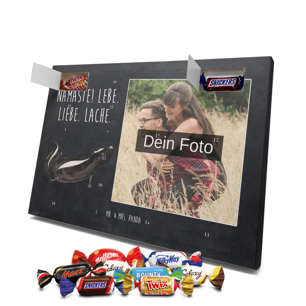  skunk yoga Skunk, Stinky, Love, Laugh, Predator, Live, Namaste, Stinker, Yoga, Wild animal