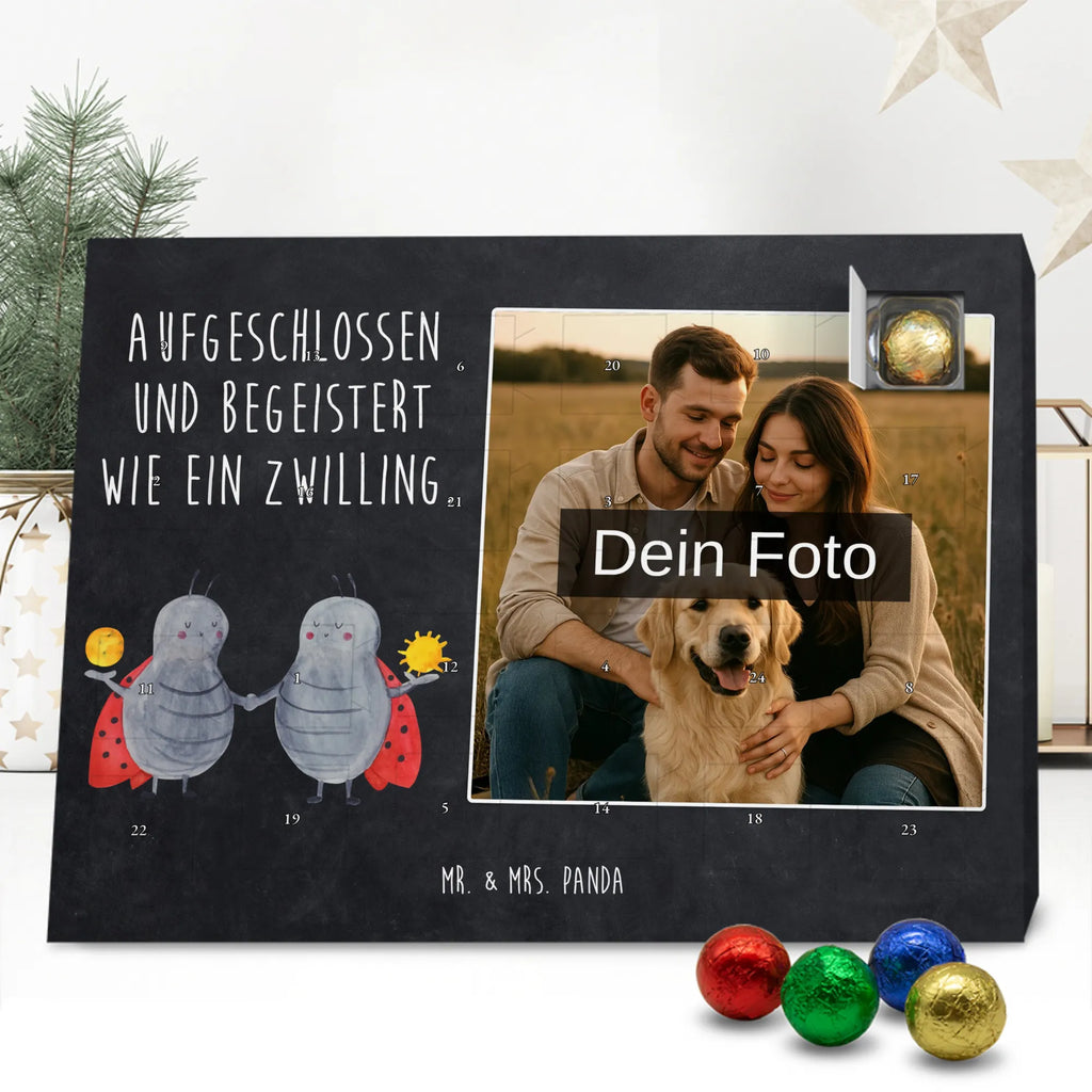 Personalisierter Schoko Foto Adventskalender Sternzeichen Zwilling Personalisierter Schoko Foto Adventskalender, Tierkreiszeichen, Horoskop, Astrologie, Aszendent, Sternzeichen, Geschenk Mai, Zwillingsbruder, Marienkäfer, Zwillingsschwester, Glückskäfer, Zwilling Sternzeichen, Geburtstag Mai, Geschenk Juni, Zwillinge, Zwilling Geschenk