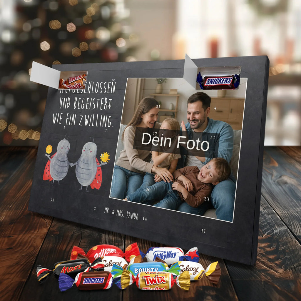 Personalisierter Schoko Foto Adventskalender Sternzeichen Zwilling Personalisierter Schoko Foto Adventskalender, Tierkreiszeichen, Horoskop, Astrologie, Aszendent, Sternzeichen, Geschenk Mai, Zwillingsbruder, Marienkäfer, Zwillingsschwester, Glückskäfer, Zwilling Sternzeichen, Geburtstag Mai, Geschenk Juni, Zwillinge, Zwilling Geschenk