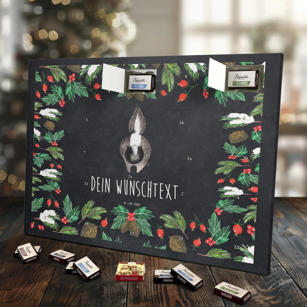  skunk attack threatening, predator, stinky, angry, wild animal